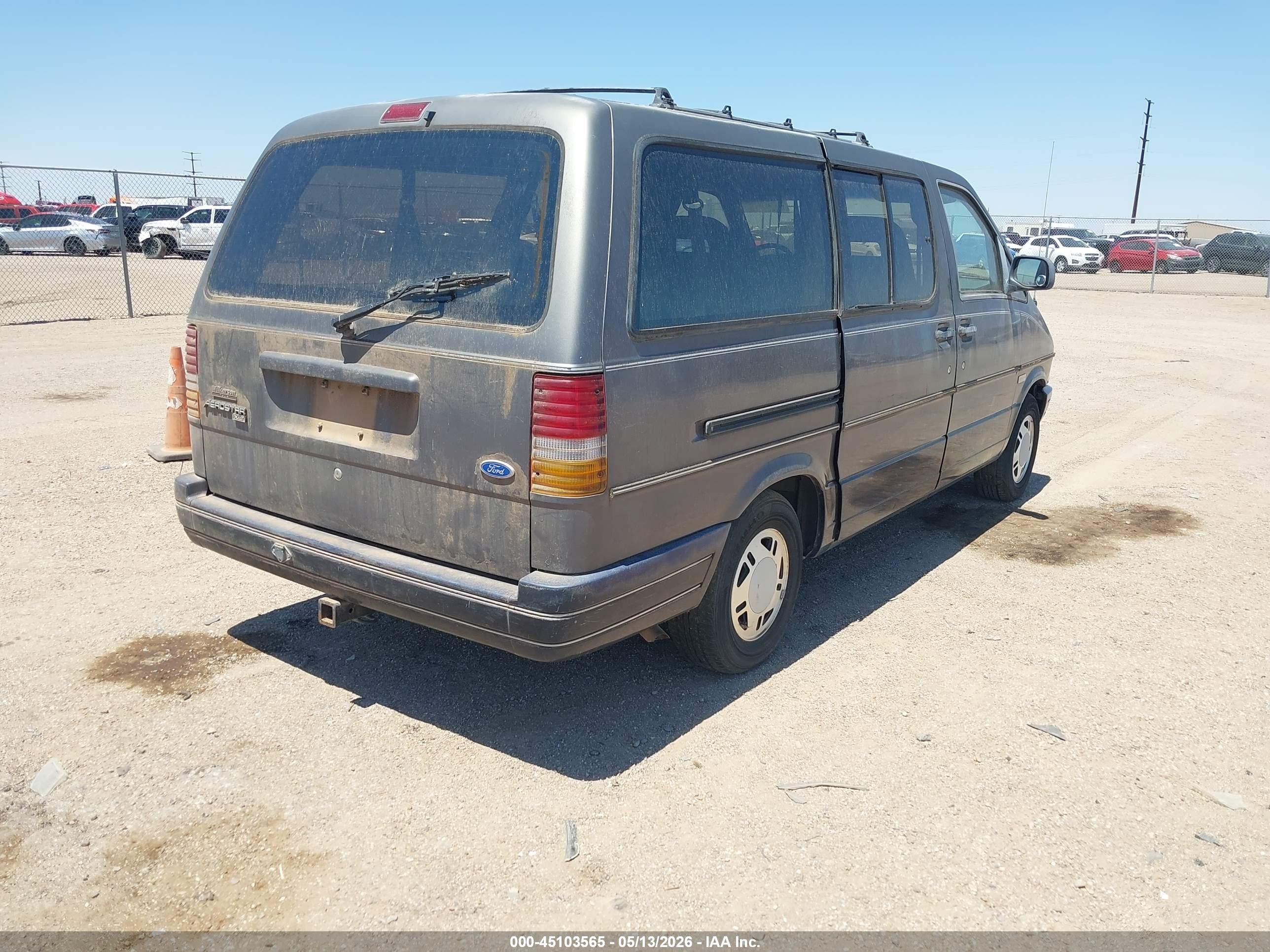 1994 Ford Aerostar   Серый vin: 1FMDA41X9RZB30834