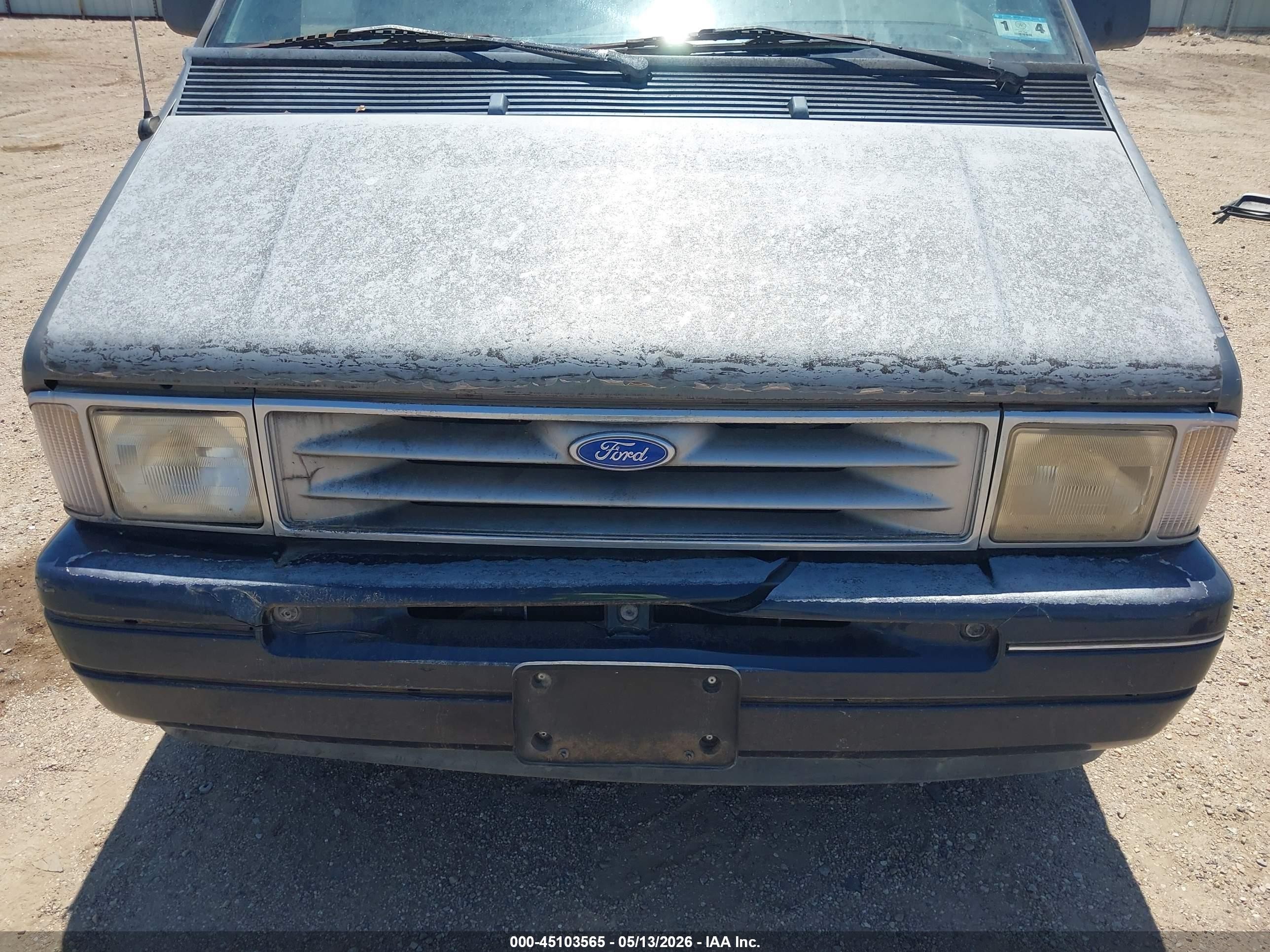 1994 Ford Aerostar   Серый vin: 1FMDA41X9RZB30834