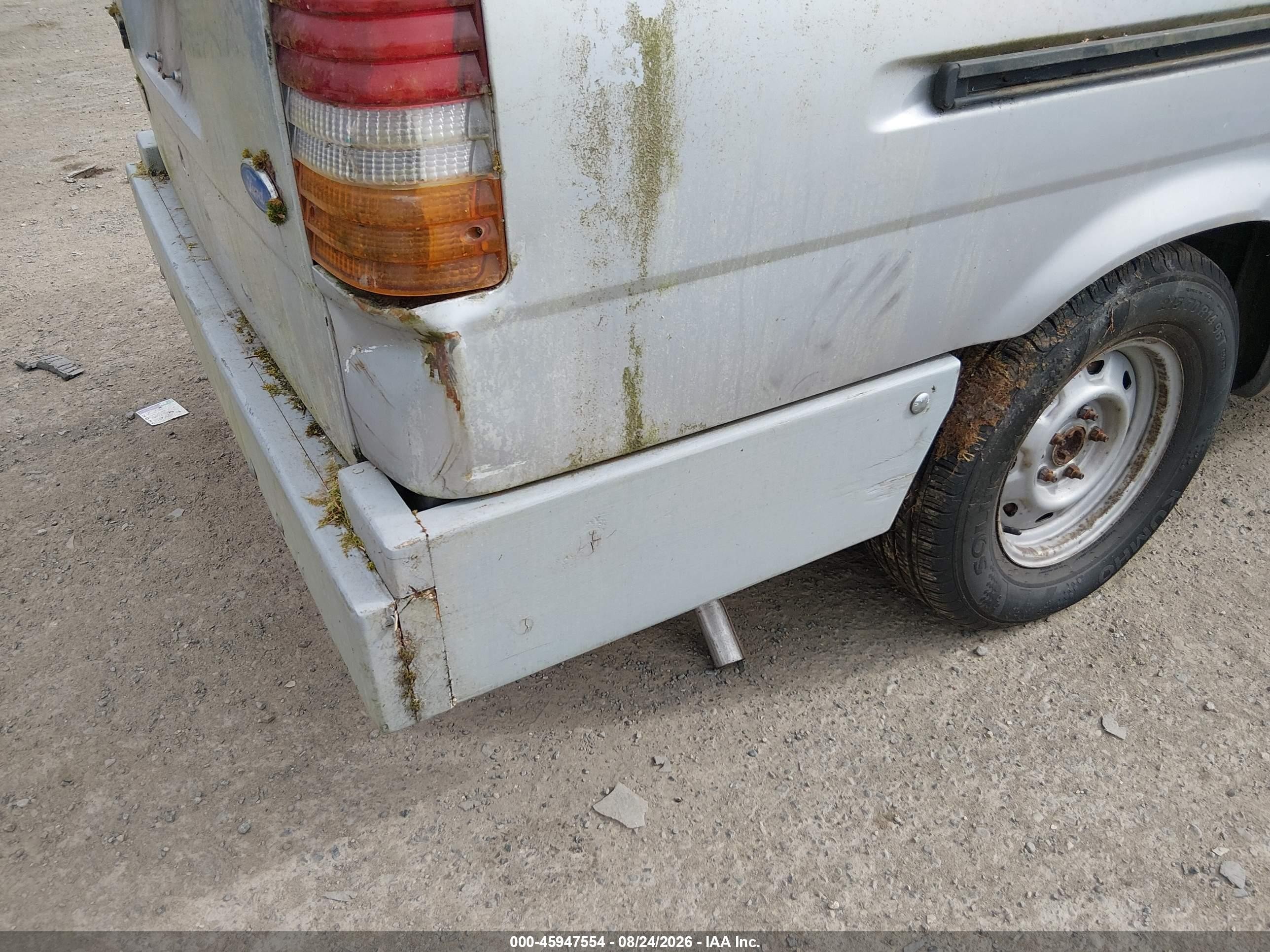 1991 Ford Aerostar   Silver vin: 1FMDA41XXMZA53965