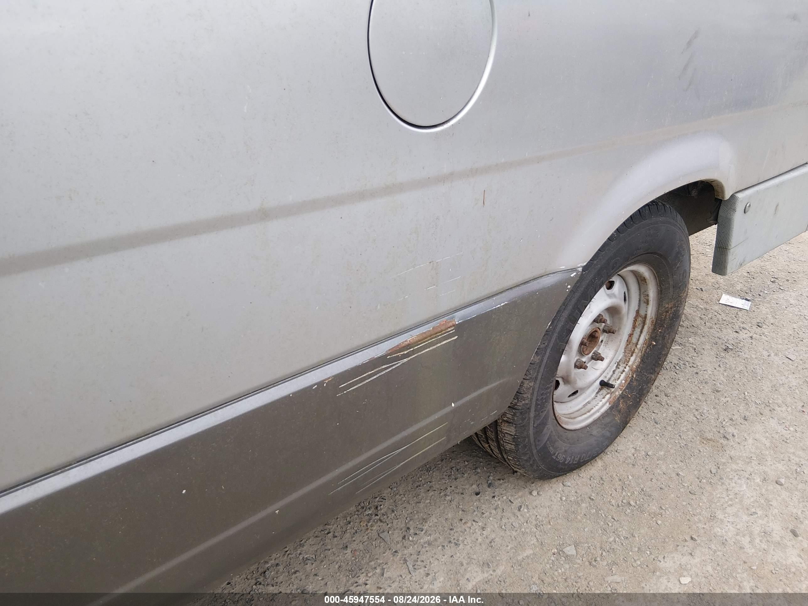 1991 Ford Aerostar   Silver vin: 1FMDA41XXMZA53965