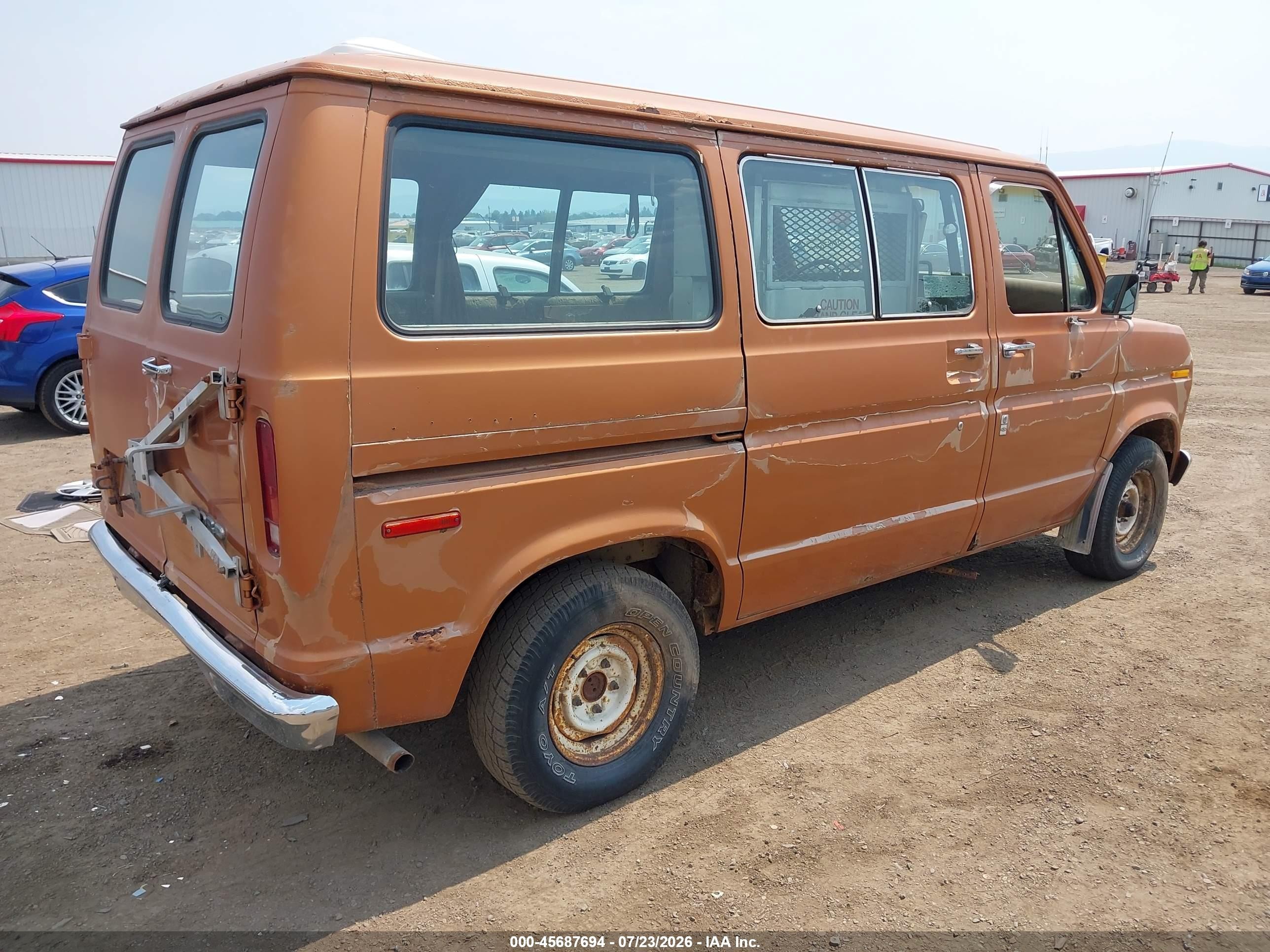 1981 Ford Econoline E150 Orange vin: 1FMDE11E6BHB04625