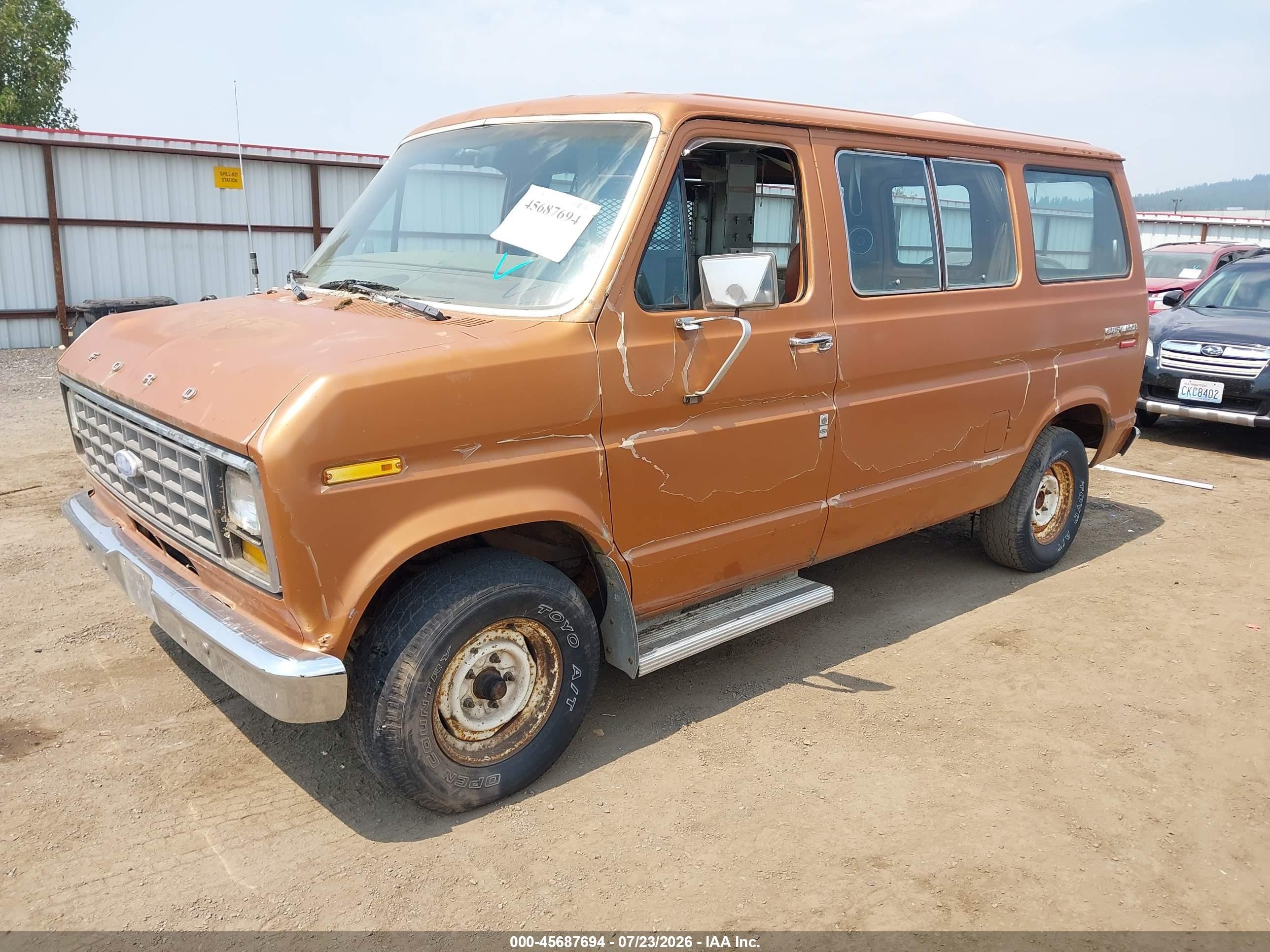 1981 Ford Econoline E150 Orange vin: 1FMDE11E6BHB04625
