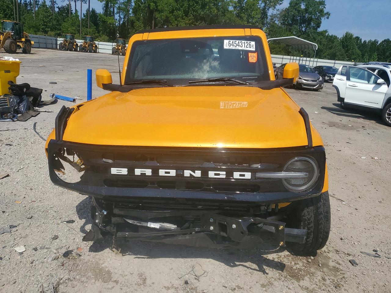 2021 Ford Bronco Base Желтый vin: 1FMDE5BH0MLA71962