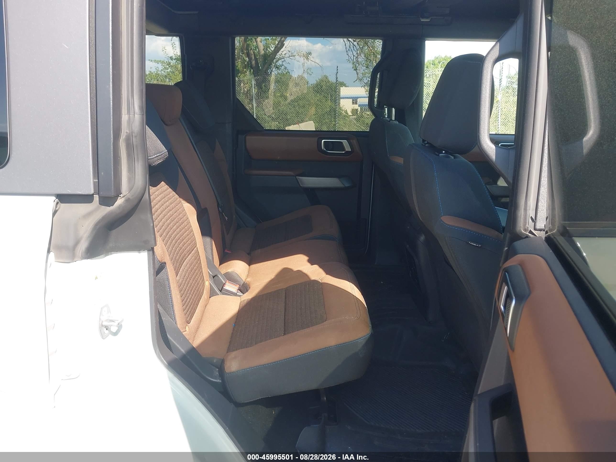 2022 Ford Bronco Outer Banks Серый vin: 1FMDE5BH1NLB21608