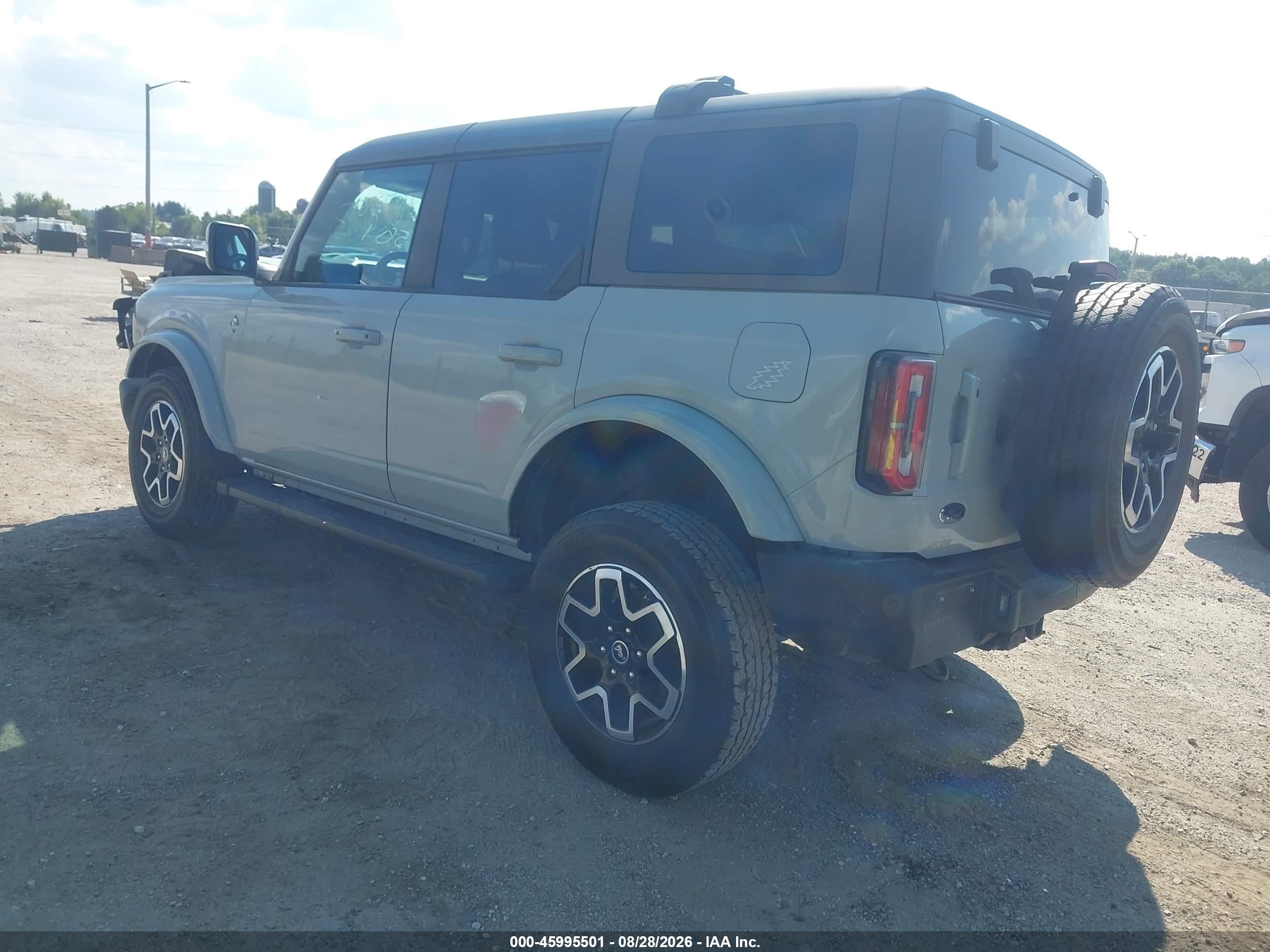 2022 Ford Bronco Outer Banks Серый vin: 1FMDE5BH1NLB21608