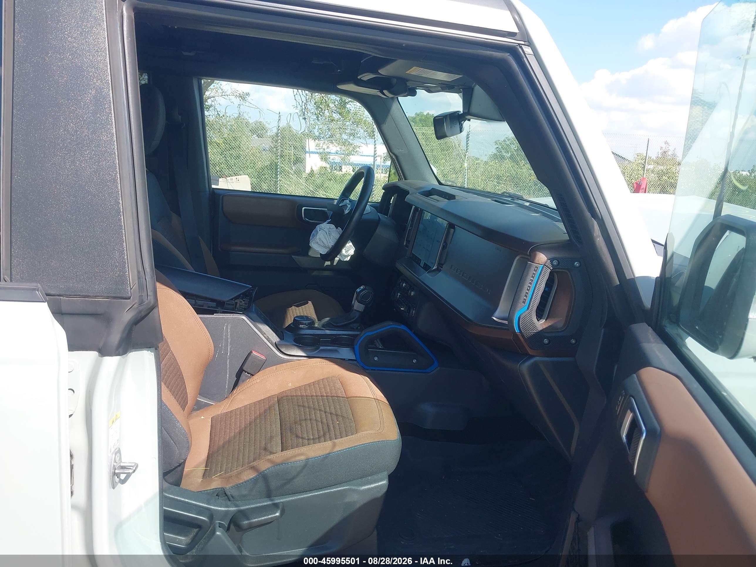 2022 Ford Bronco Outer Banks Серый vin: 1FMDE5BH1NLB21608