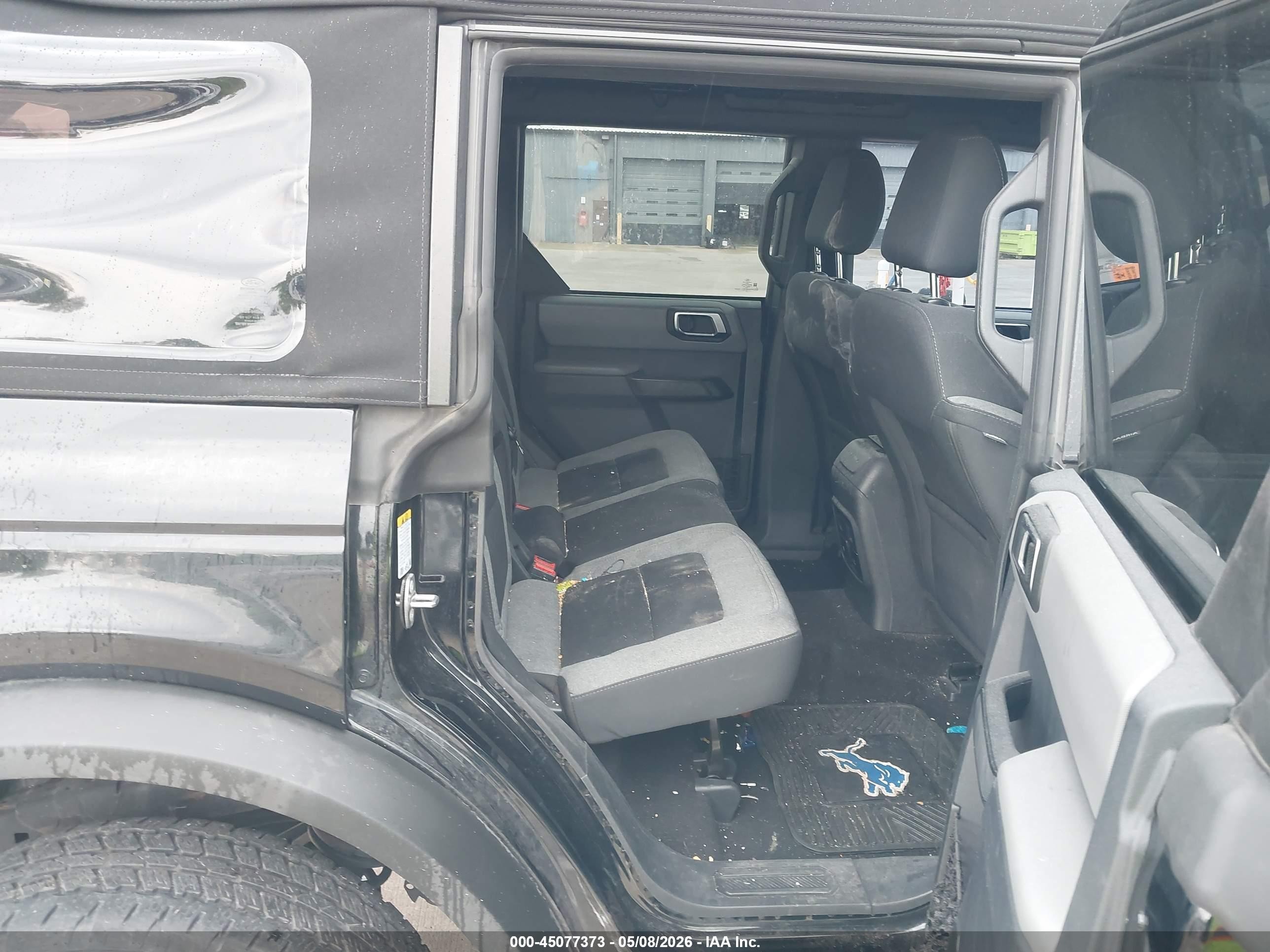 2022 Ford Bronco Big Bend Black vin: 1FMDE5BH3NLB01876