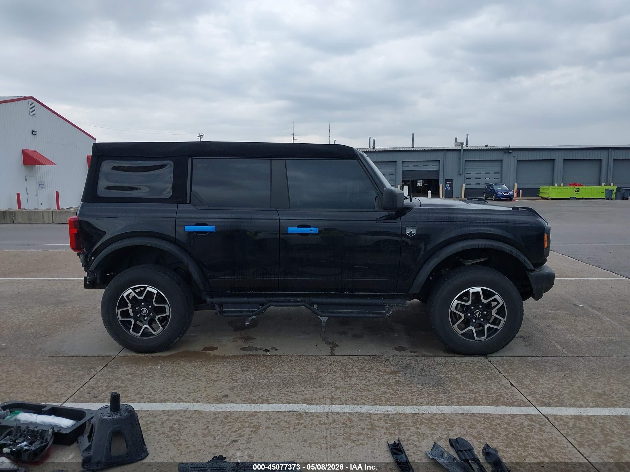 2022 Ford Bronco Big Bend Black vin: 1FMDE5BH3NLB01876