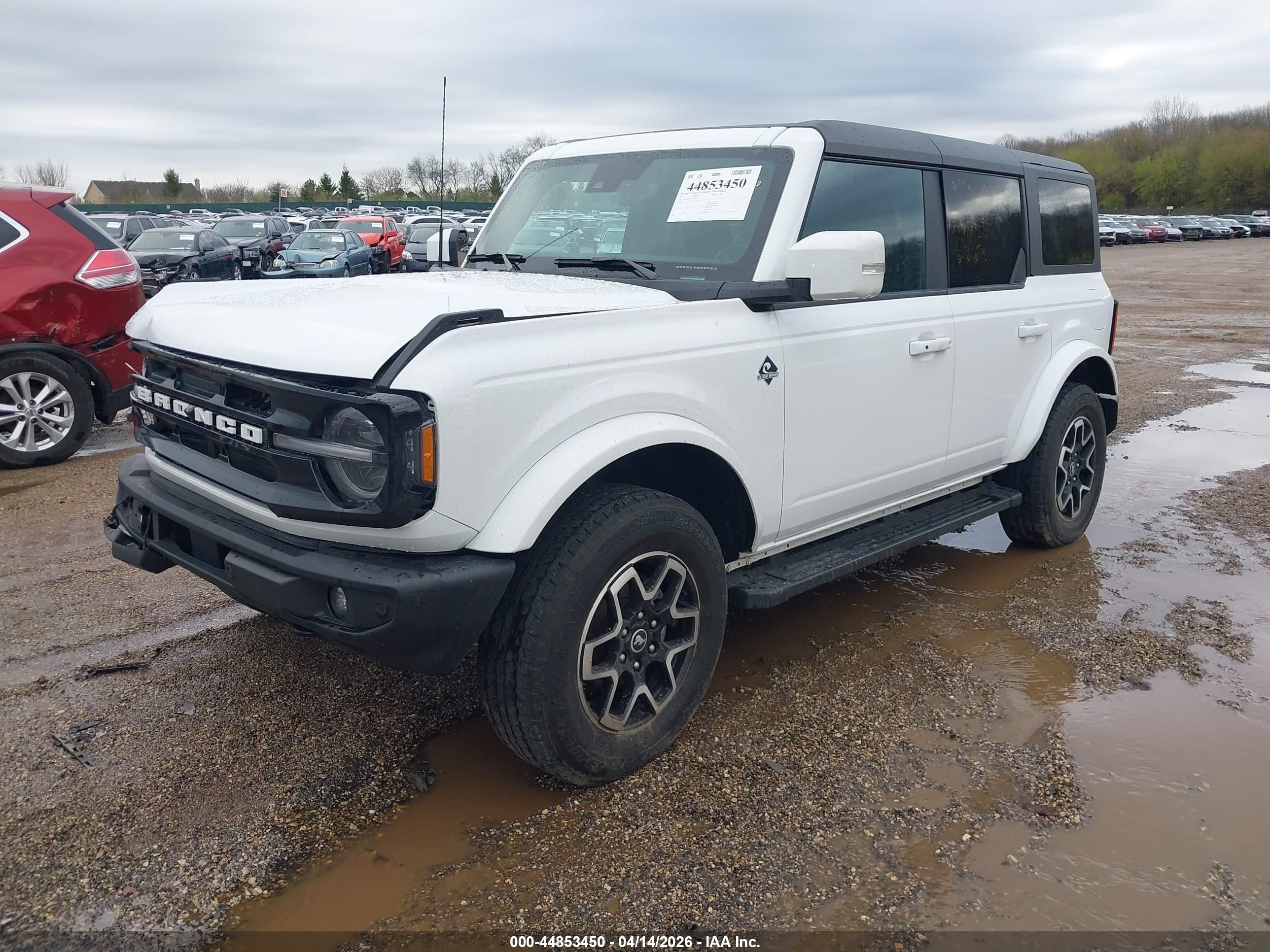 2023 Ford Bronco Outer Banks White vin: 1FMDE5BH7PLB50064
