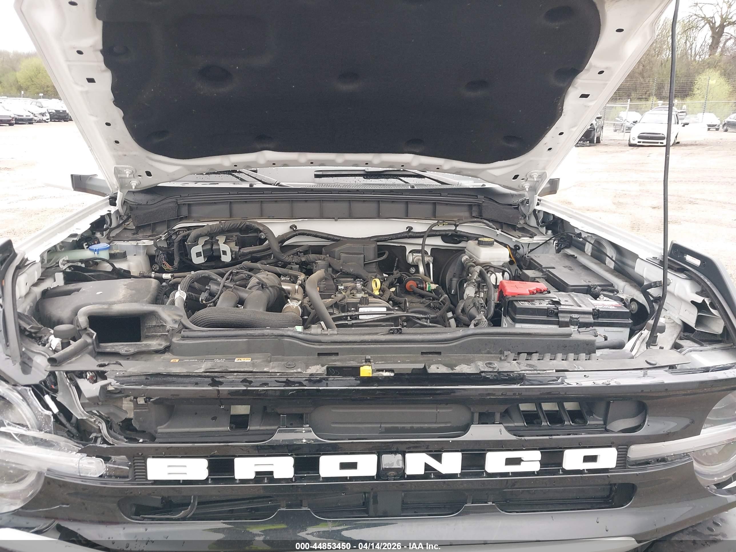 2023 Ford Bronco Outer Banks White vin: 1FMDE5BH7PLB50064