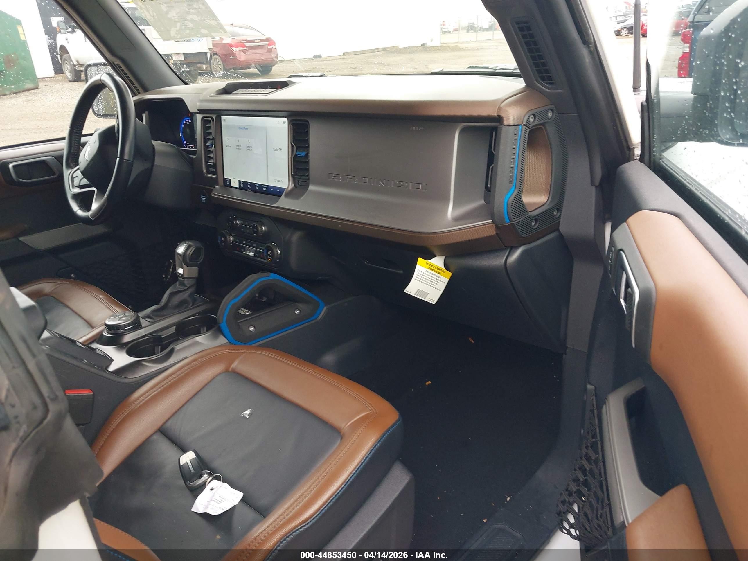 2023 Ford Bronco Outer Banks White vin: 1FMDE5BH7PLB50064