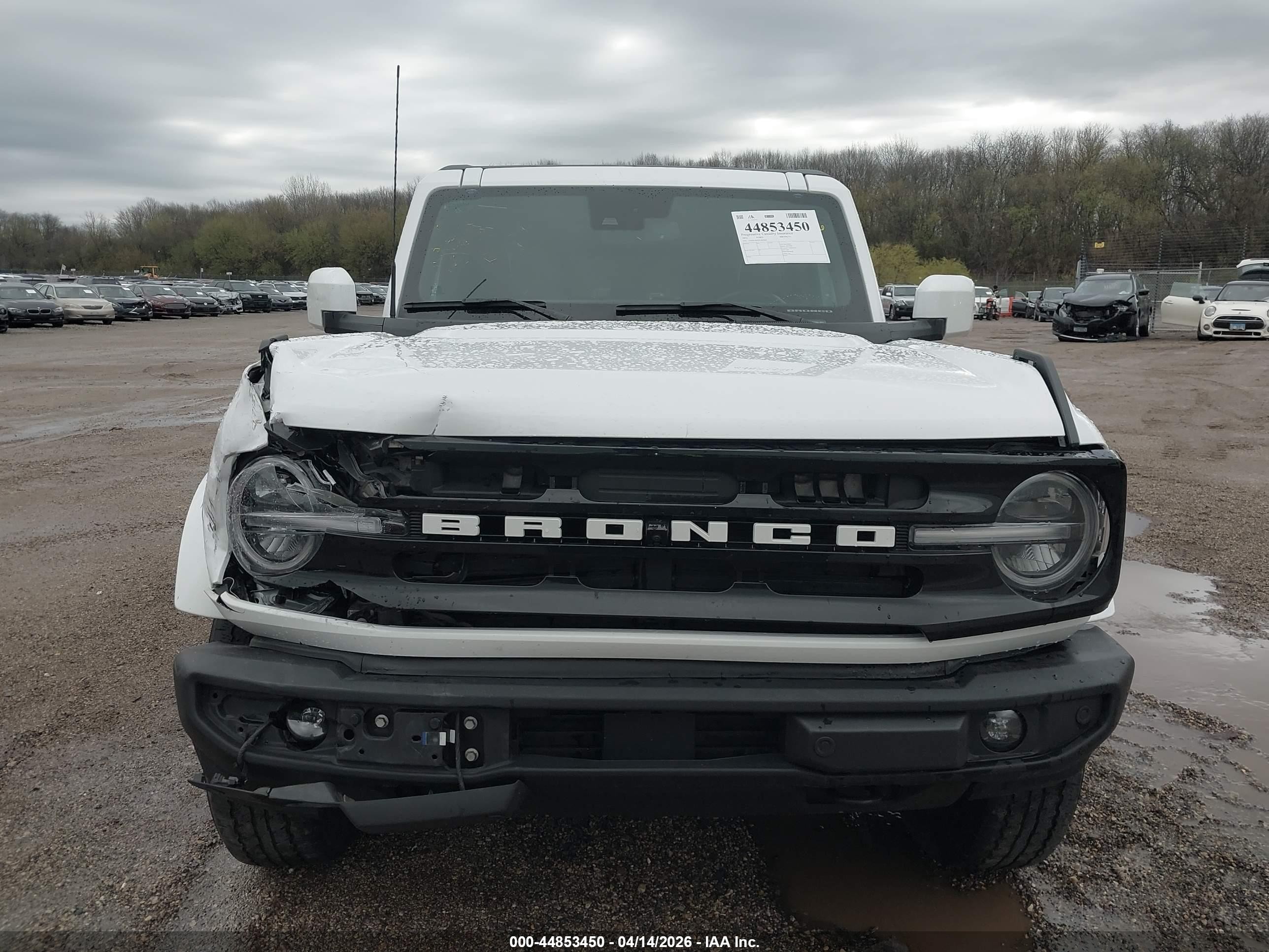2023 Ford Bronco Outer Banks White vin: 1FMDE5BH7PLB50064