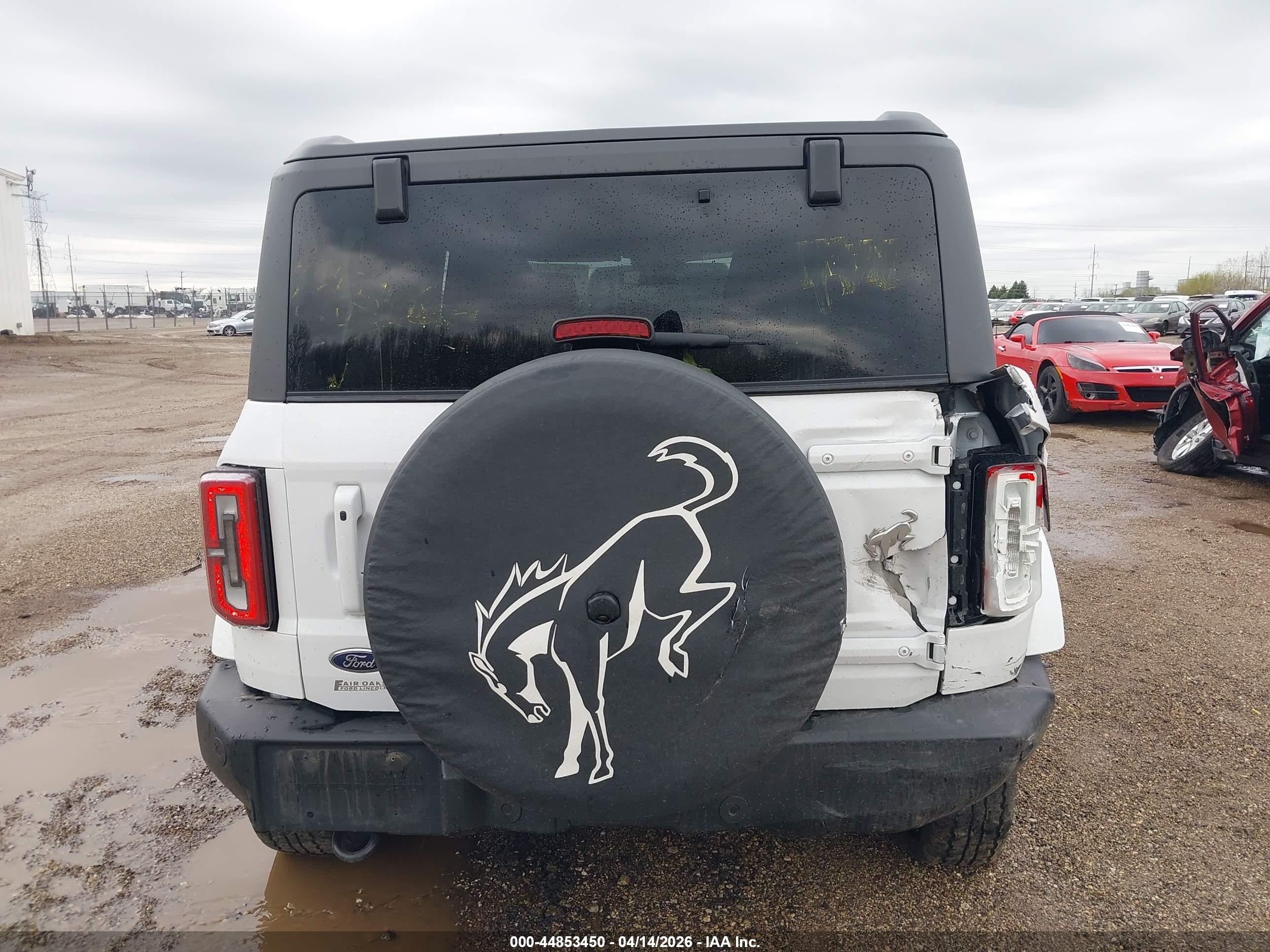 2023 Ford Bronco Outer Banks White vin: 1FMDE5BH7PLB50064