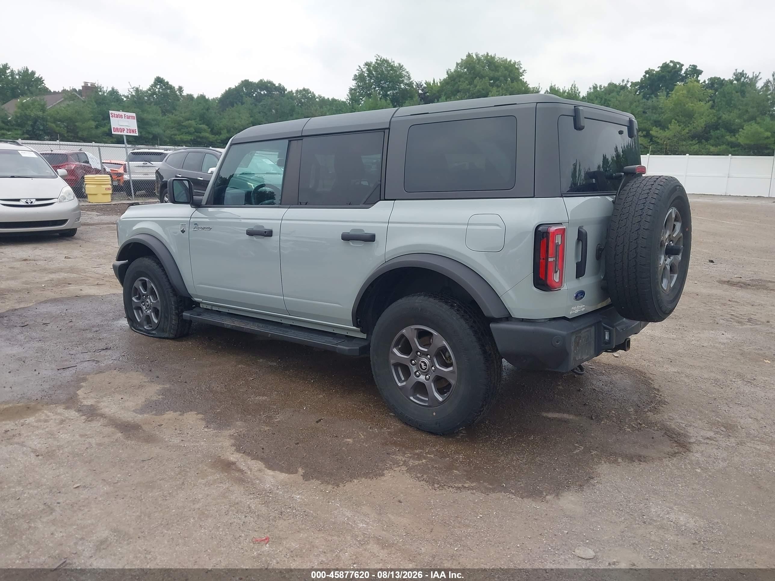 2023 Ford Bronco Big Bend Gray vin: 1FMDE5BH7PLB60190