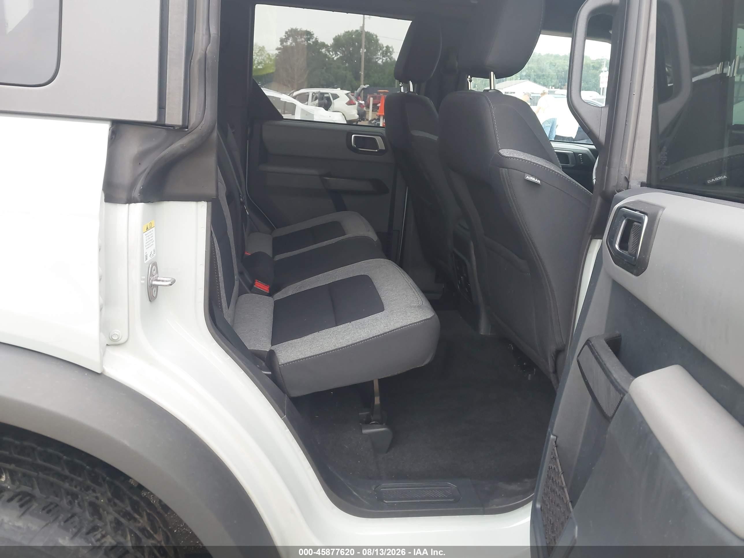 2023 Ford Bronco Big Bend Gray vin: 1FMDE5BH7PLB60190