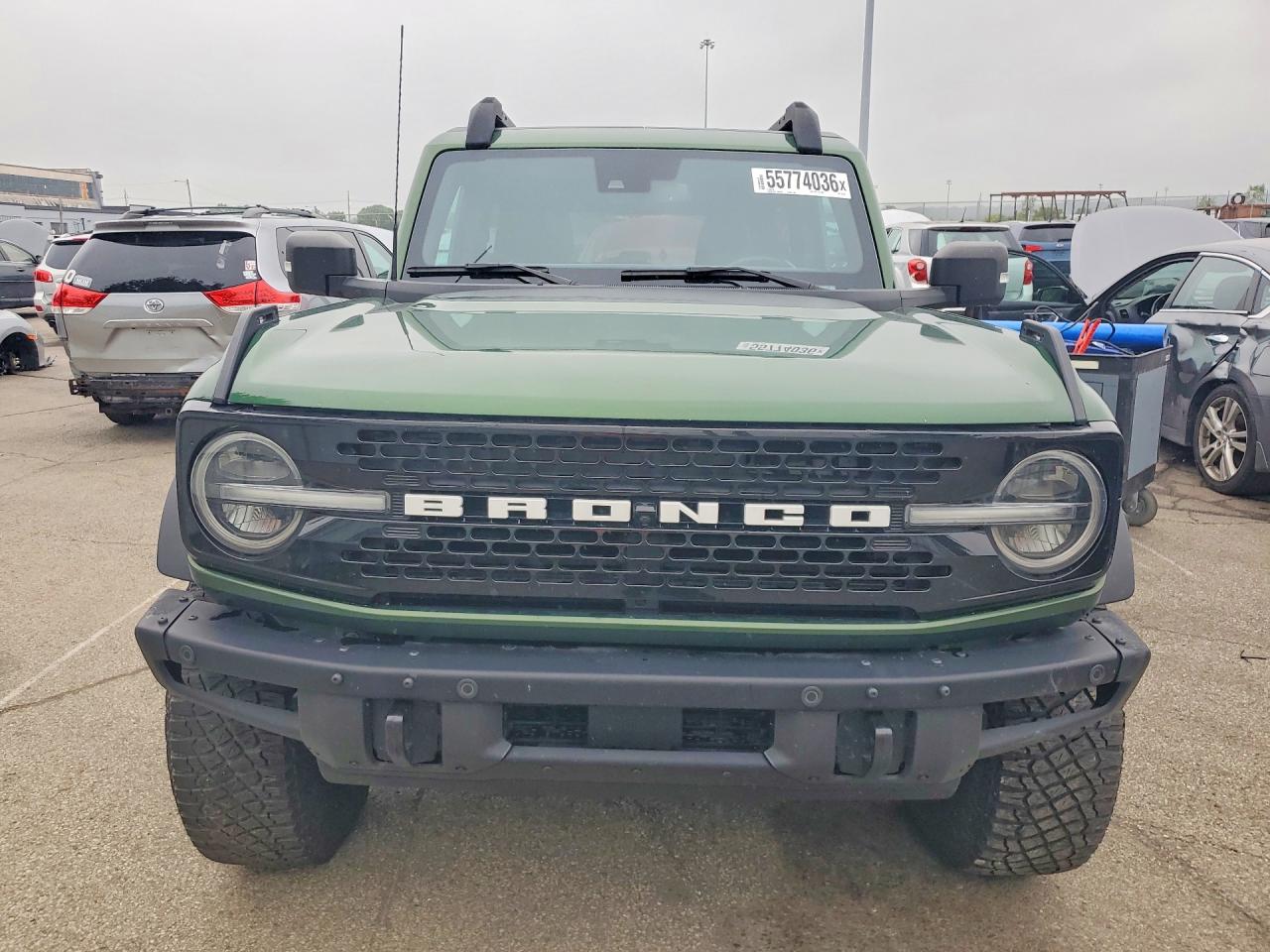2023 Ford Bronco Base Green vin: 1FMDE5CP5PLB74479