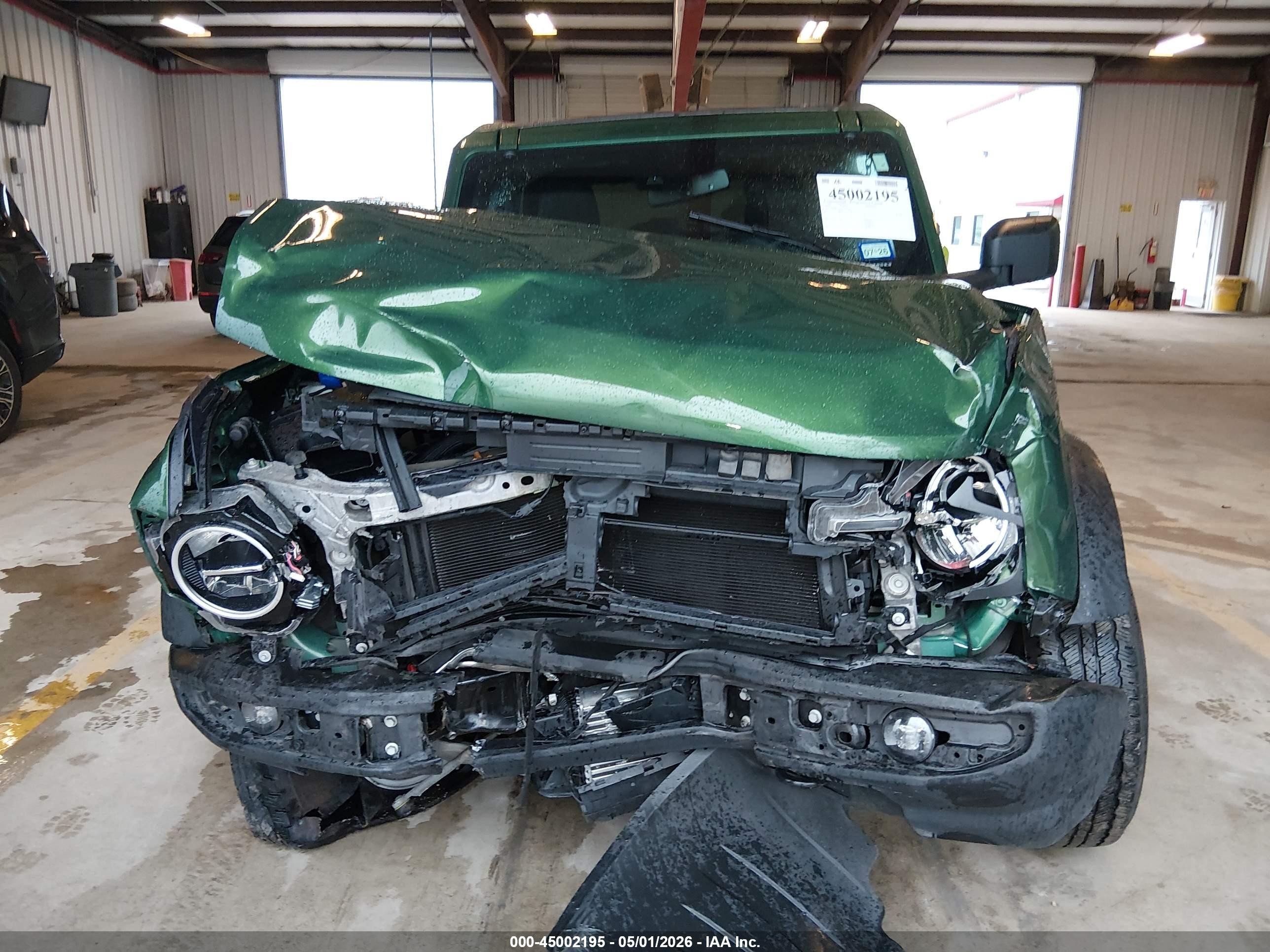 2024 Ford Bronco Big Bend Green vin: 1FMDE7AH4RLA02700