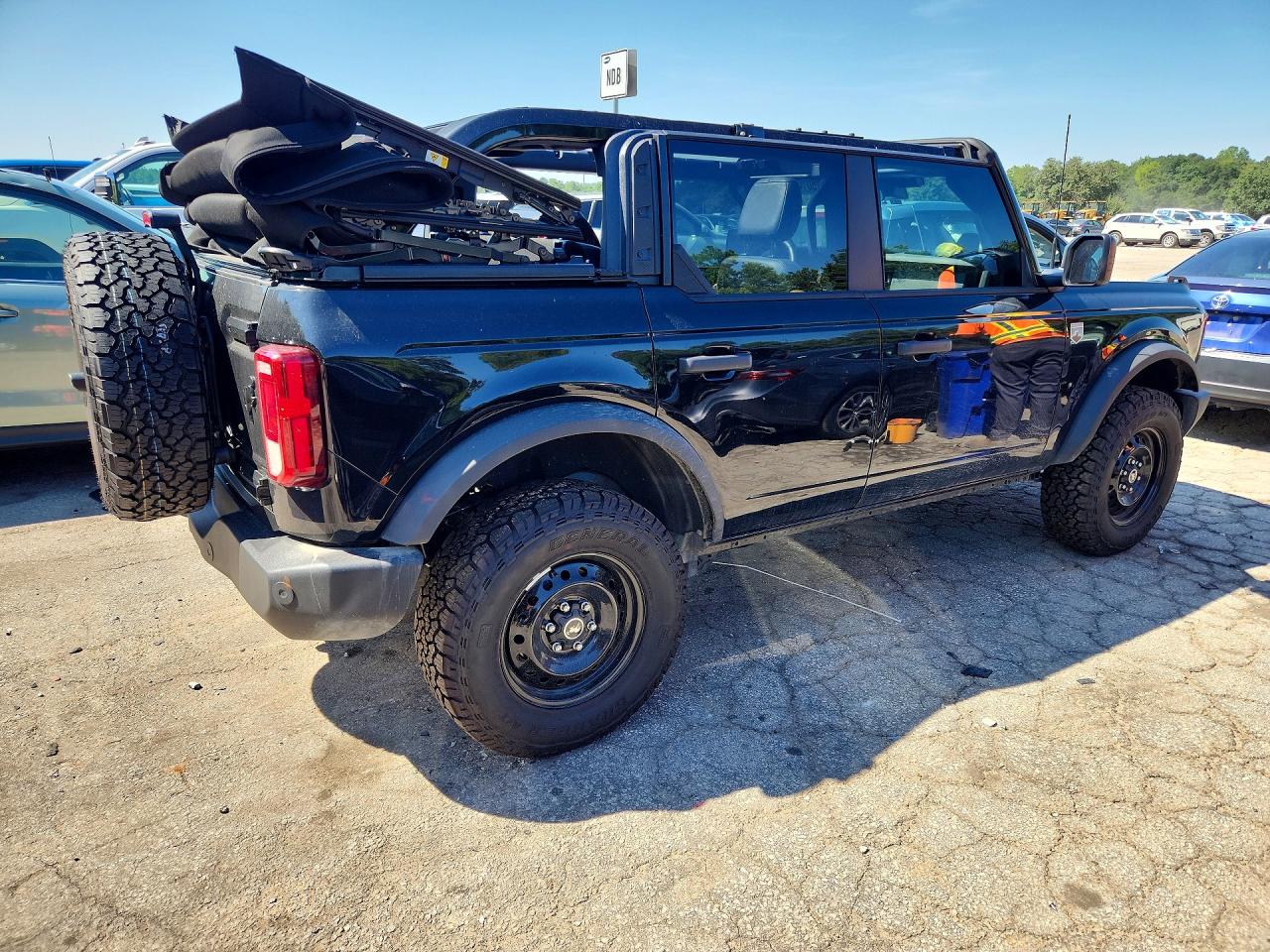 2026 Ford Bronco Big Bend Черный vin: 1FMDE7BH5TLA46422