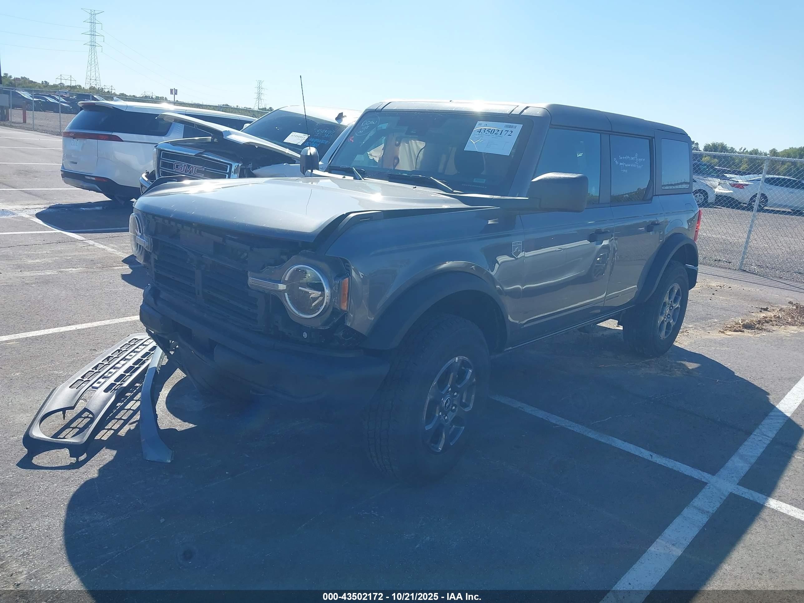 2025 Ford Bronco Big Bend Gray vin: 1FMDE7BH8SLA40239