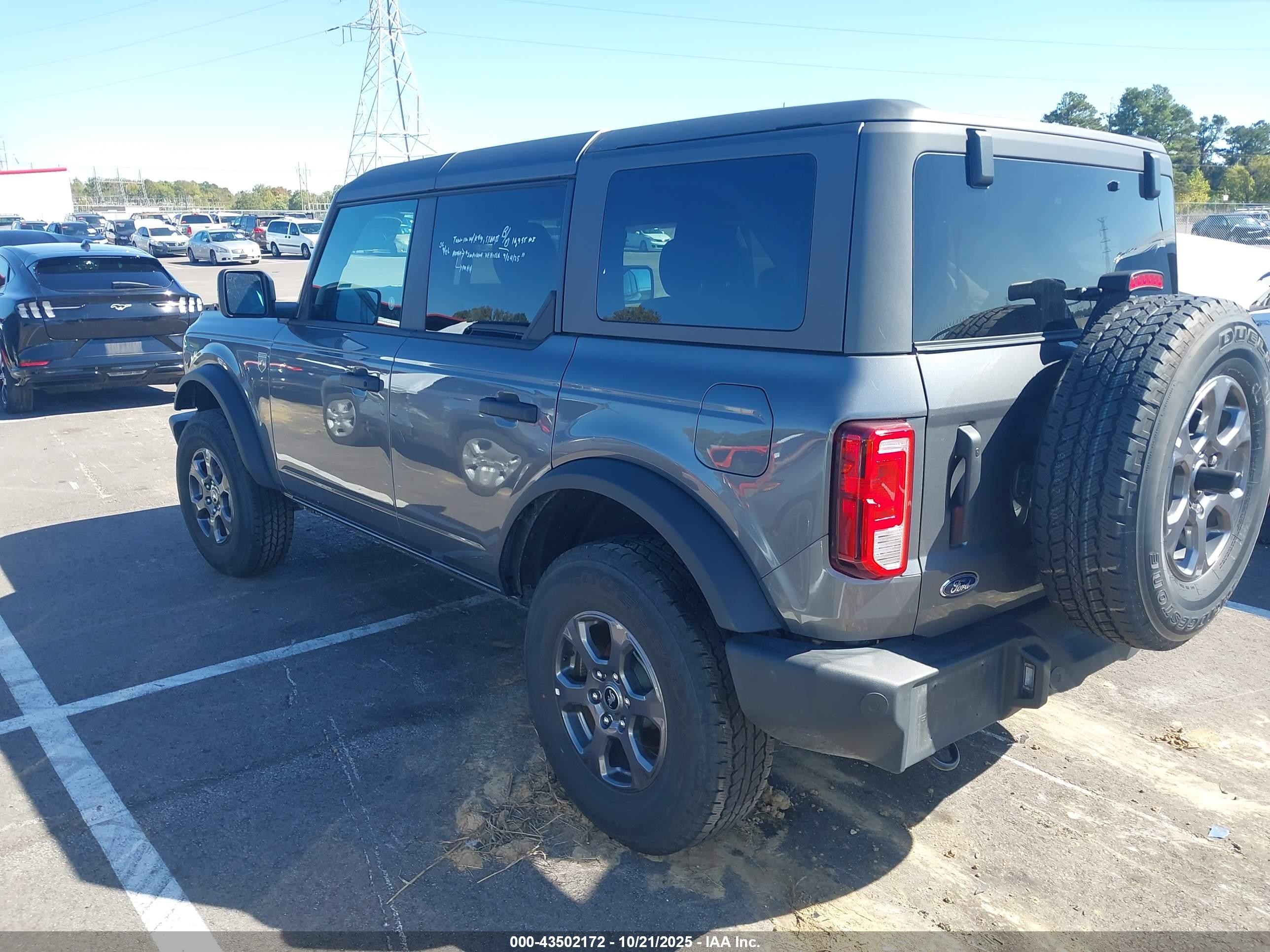 2025 Ford Bronco Big Bend Gray vin: 1FMDE7BH8SLA40239
