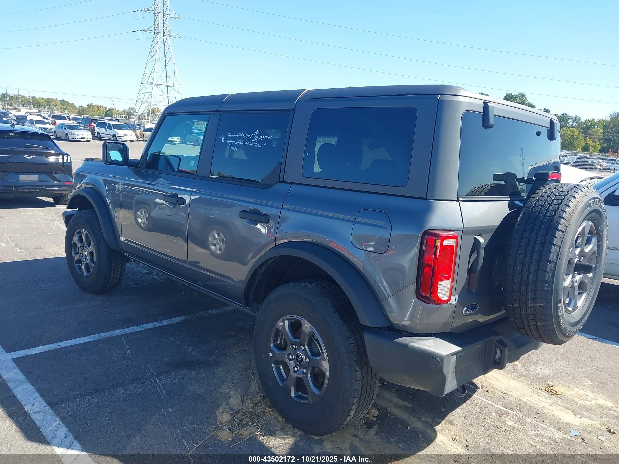 2025 Ford Bronco Big Bend Gray vin: 1FMDE7BH8SLA40239