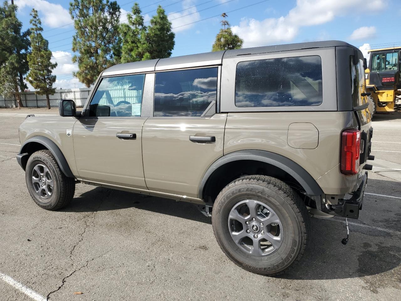 2025 Ford Bronco Big Bend Коричневый vin: 1FMDE7BHXSLA78037
