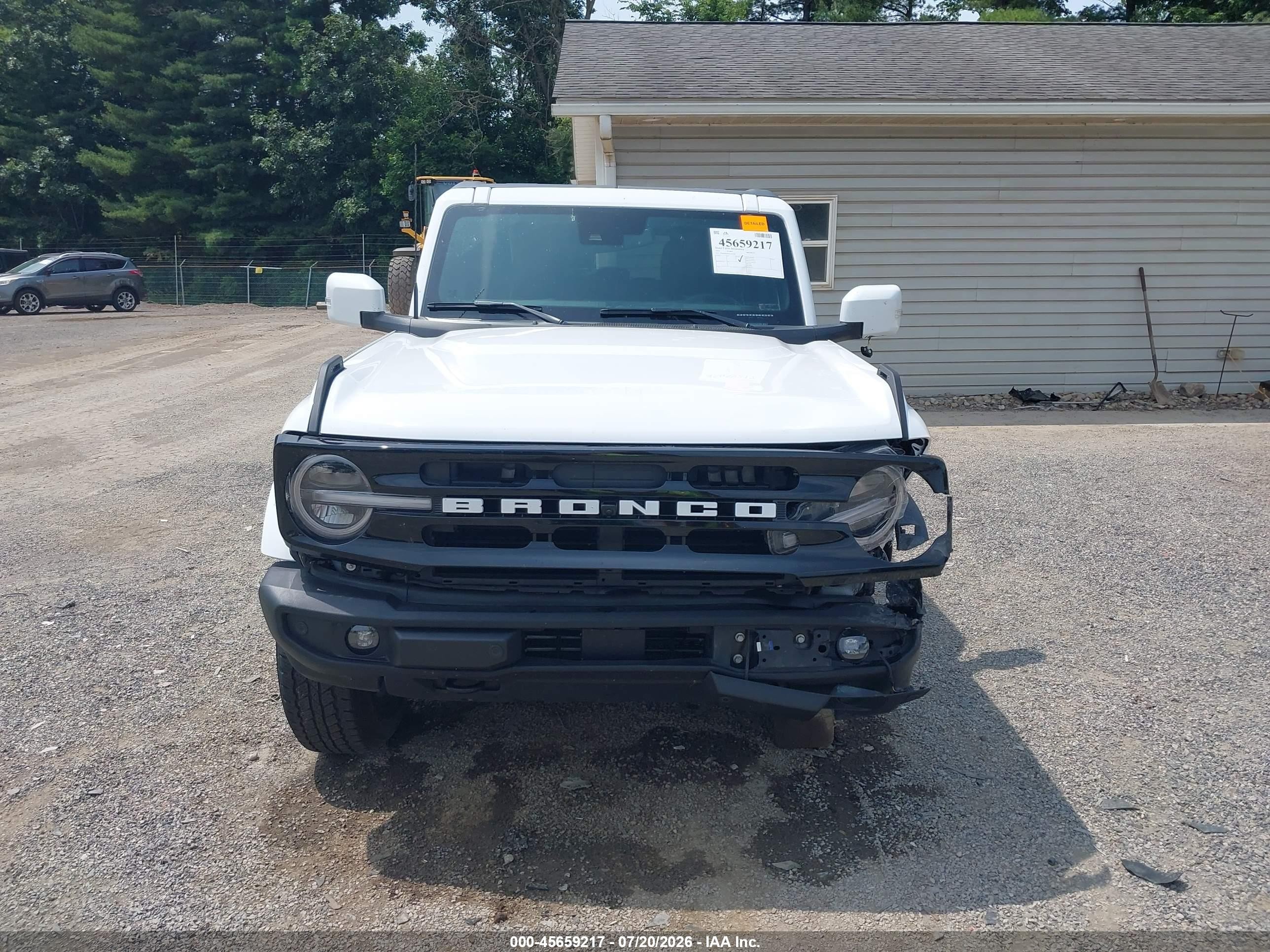 2024 Ford Bronco Outer Banks White vin: 1FMDE8BH1RLB21809