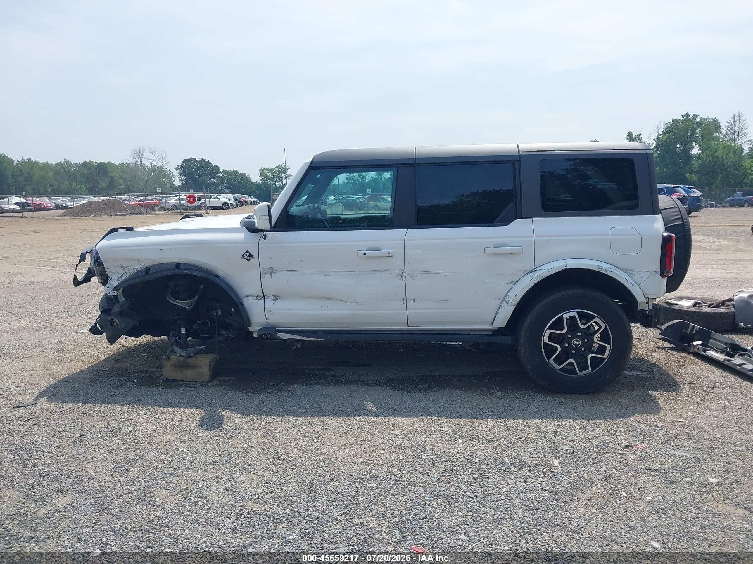 2024 Ford Bronco Outer Banks White vin: 1FMDE8BH1RLB21809