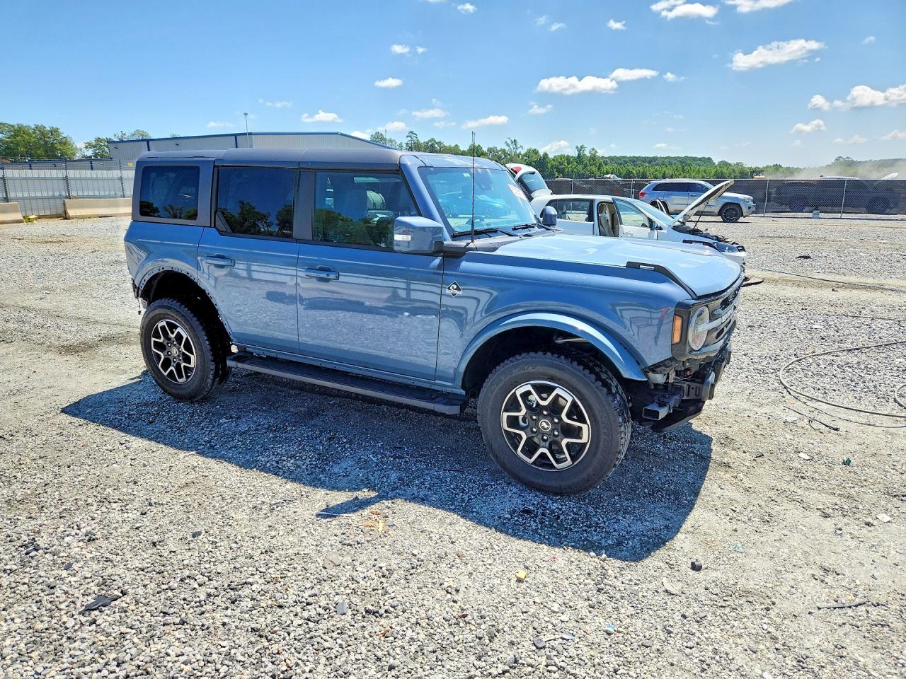 2024 Ford Bronco Outer Banks Blue vin: 1FMDE8BH8RLB34587