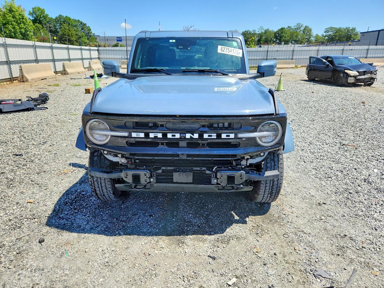 2024 Ford Bronco Outer Banks Blue vin: 1FMDE8BH8RLB34587