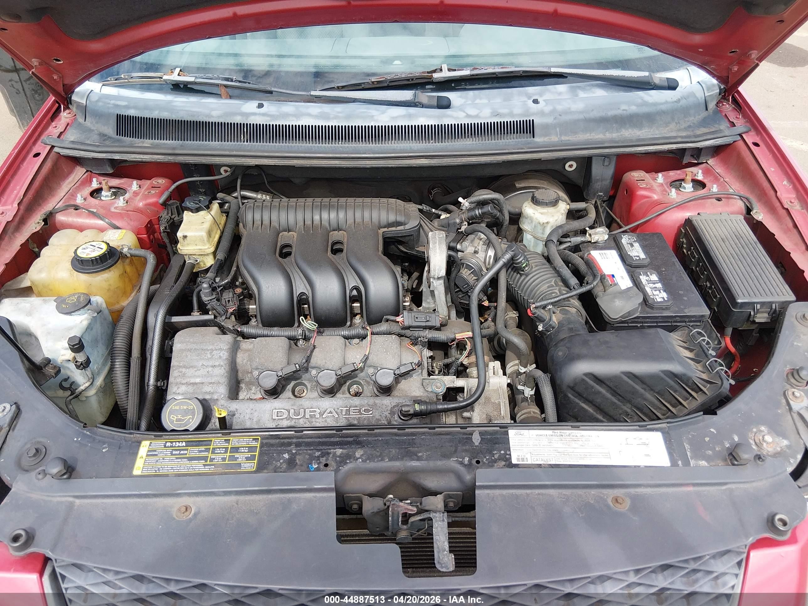 2005 Ford Freestyle Se Red vin: 1FMDK011X5GA28501