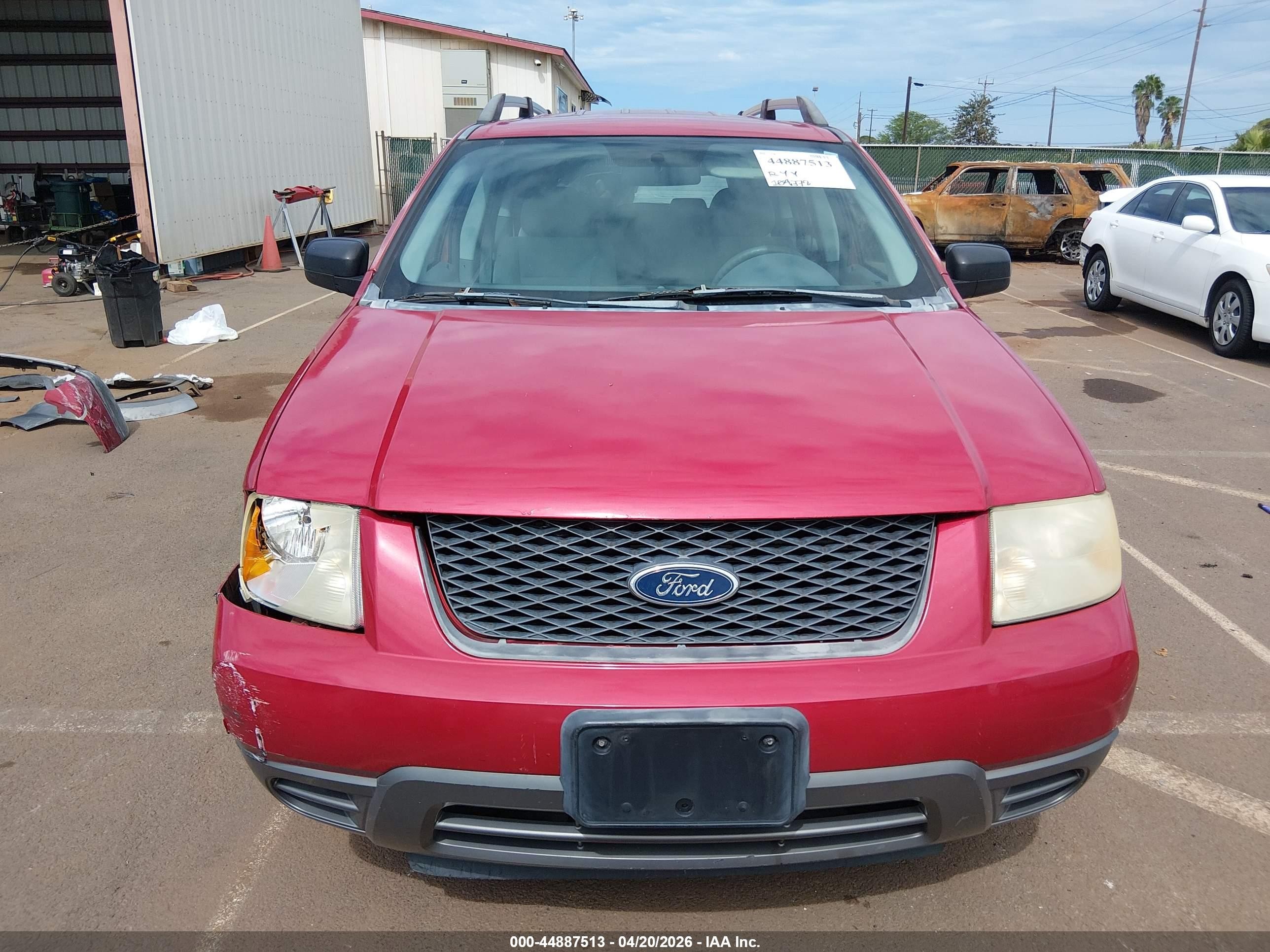 2005 Ford Freestyle Se Red vin: 1FMDK011X5GA28501