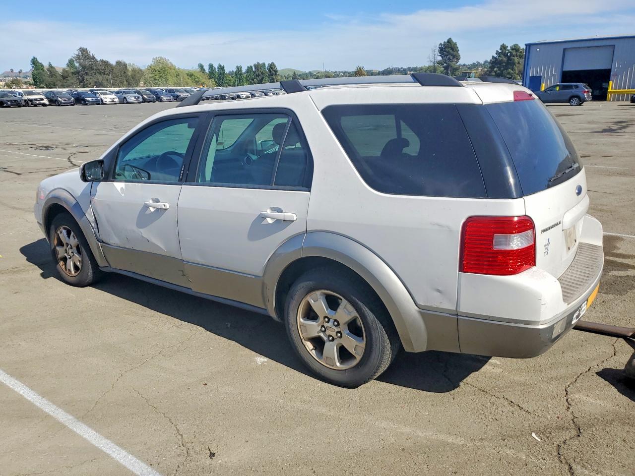 2007 Ford Freestyle Sel White vin: 1FMDK02107GA33871