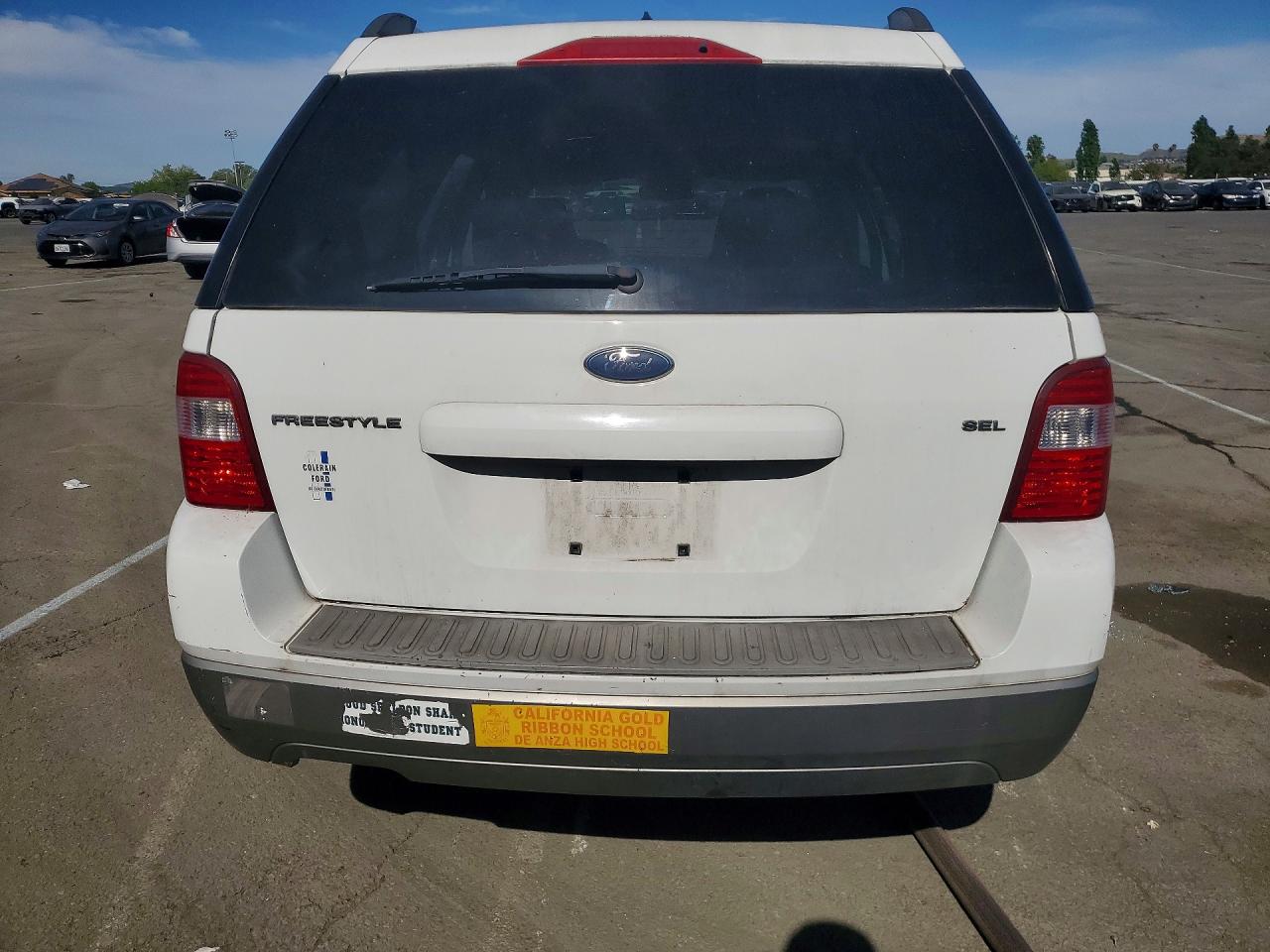 2007 Ford Freestyle Sel White vin: 1FMDK02107GA33871