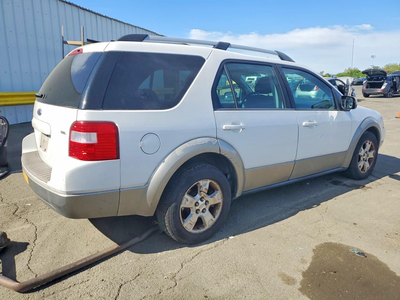 2007 Ford Freestyle Sel White vin: 1FMDK02107GA33871