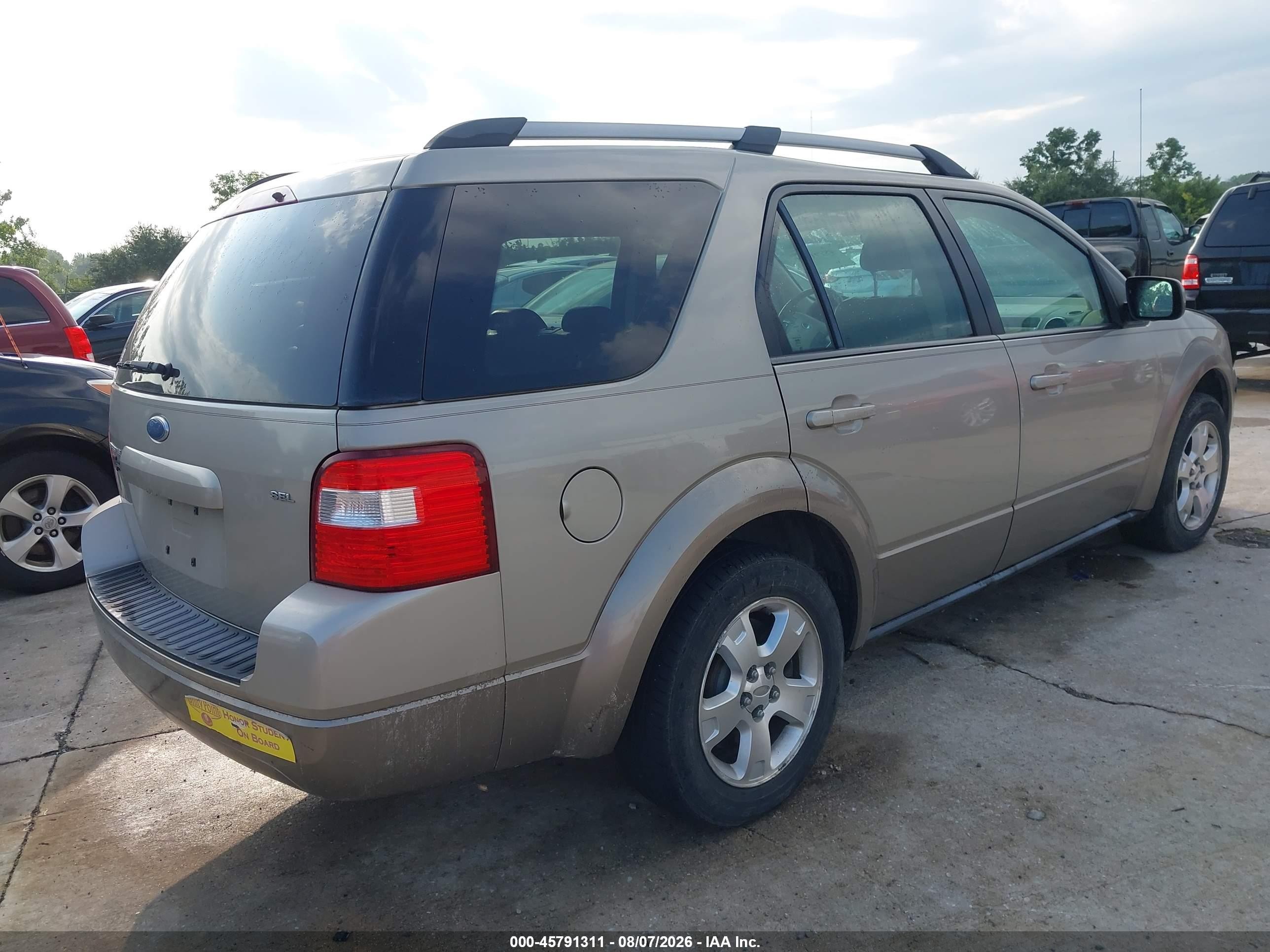 2005 Ford Freestyle Sel Gold vin: 1FMDK02115GA61840