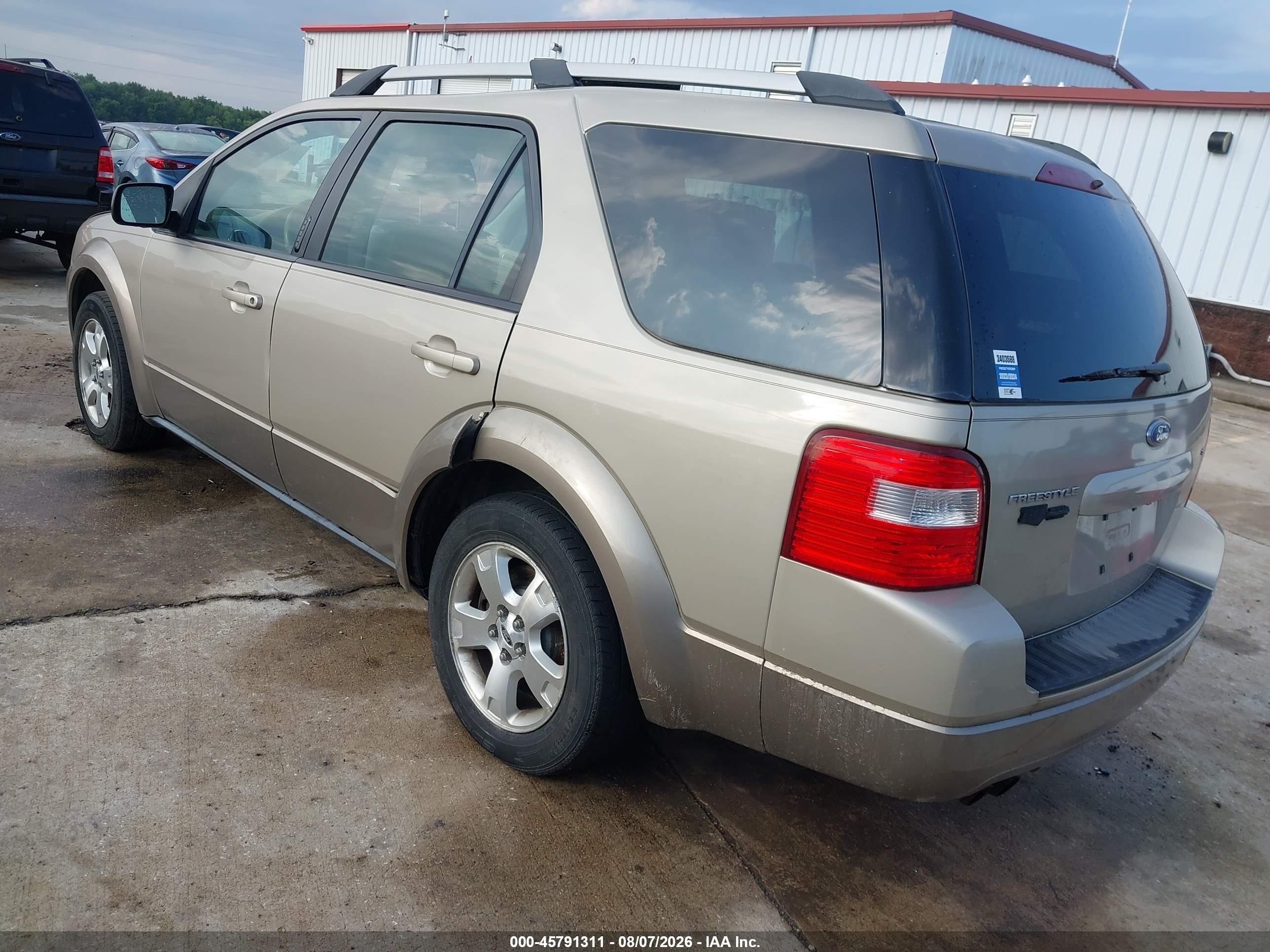 2005 Ford Freestyle Sel Gold vin: 1FMDK02115GA61840