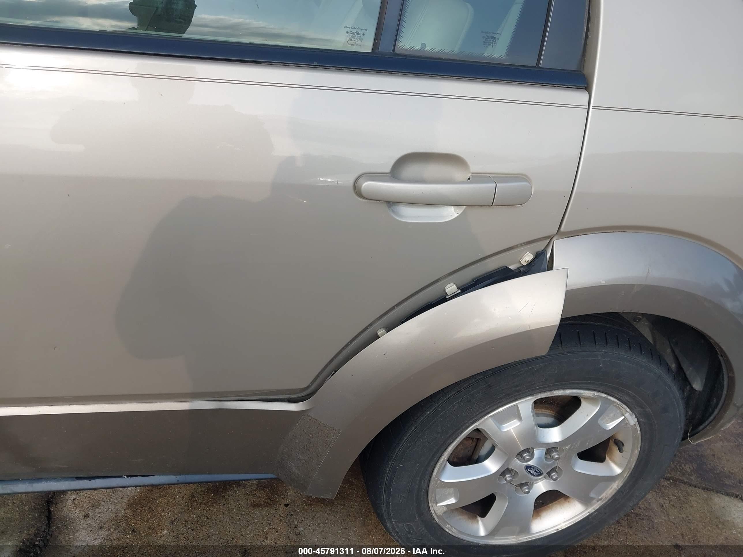 2005 Ford Freestyle Sel Gold vin: 1FMDK02115GA61840