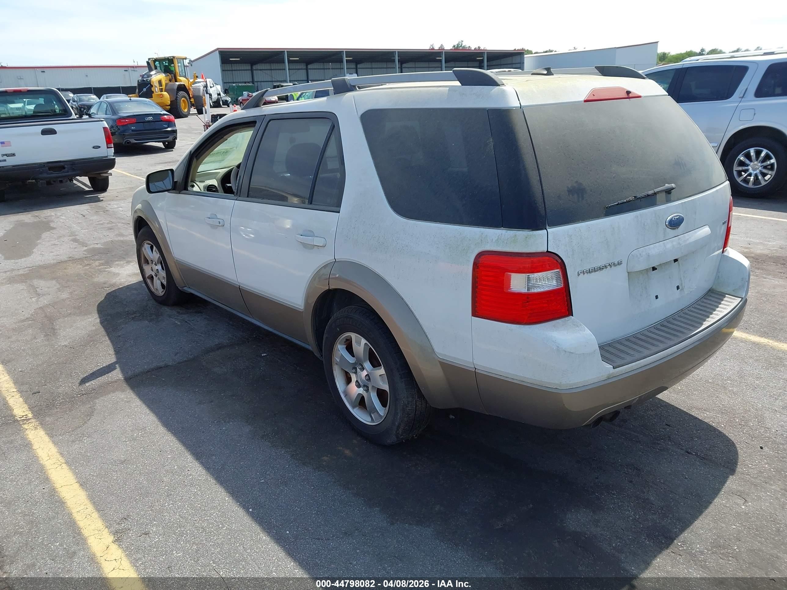 2007 Ford Freestyle Sel White vin: 1FMDK02127GA32897