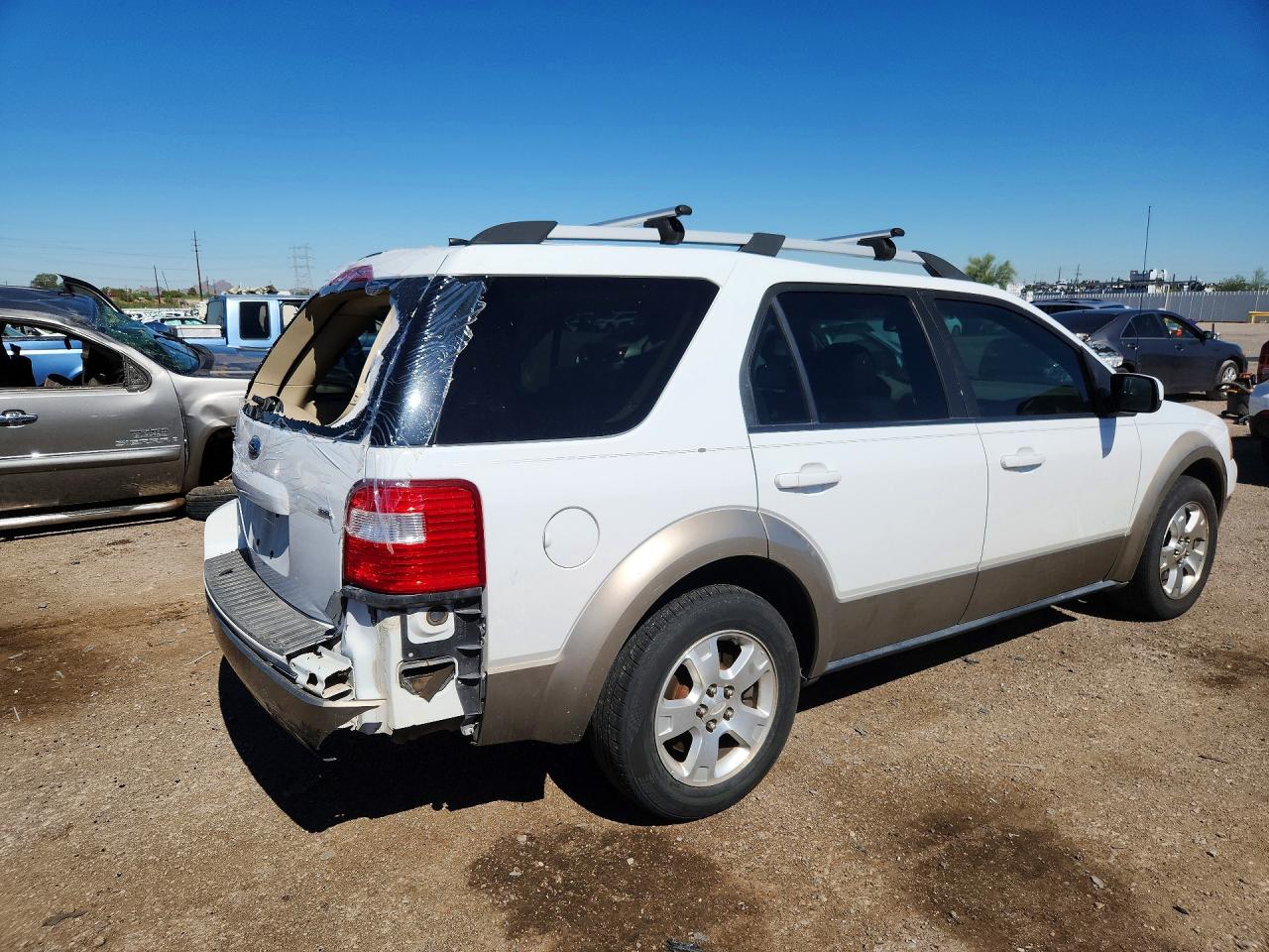2007 Ford Freestyle Limited Белый vin: 1FMDK02137GA41690