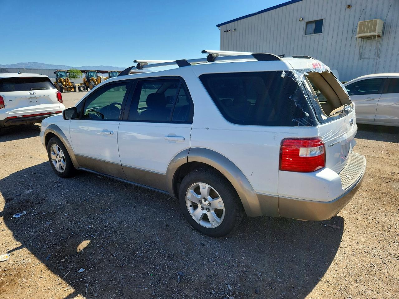 2007 Ford Freestyle Limited Белый vin: 1FMDK02137GA41690