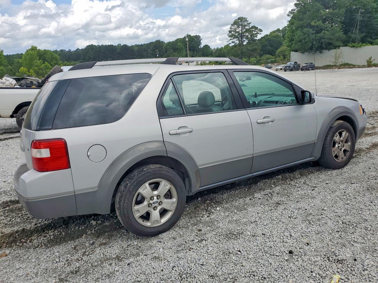 2005 Ford Freestyle Sel Silver vin: 1FMDK02165GA54186