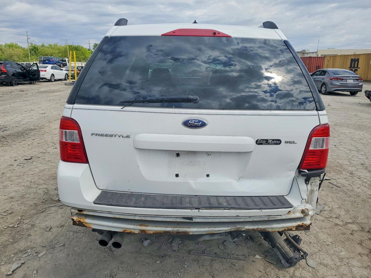 2007 Ford Freestyle Sel White vin: 1FMDK021X7GA40441