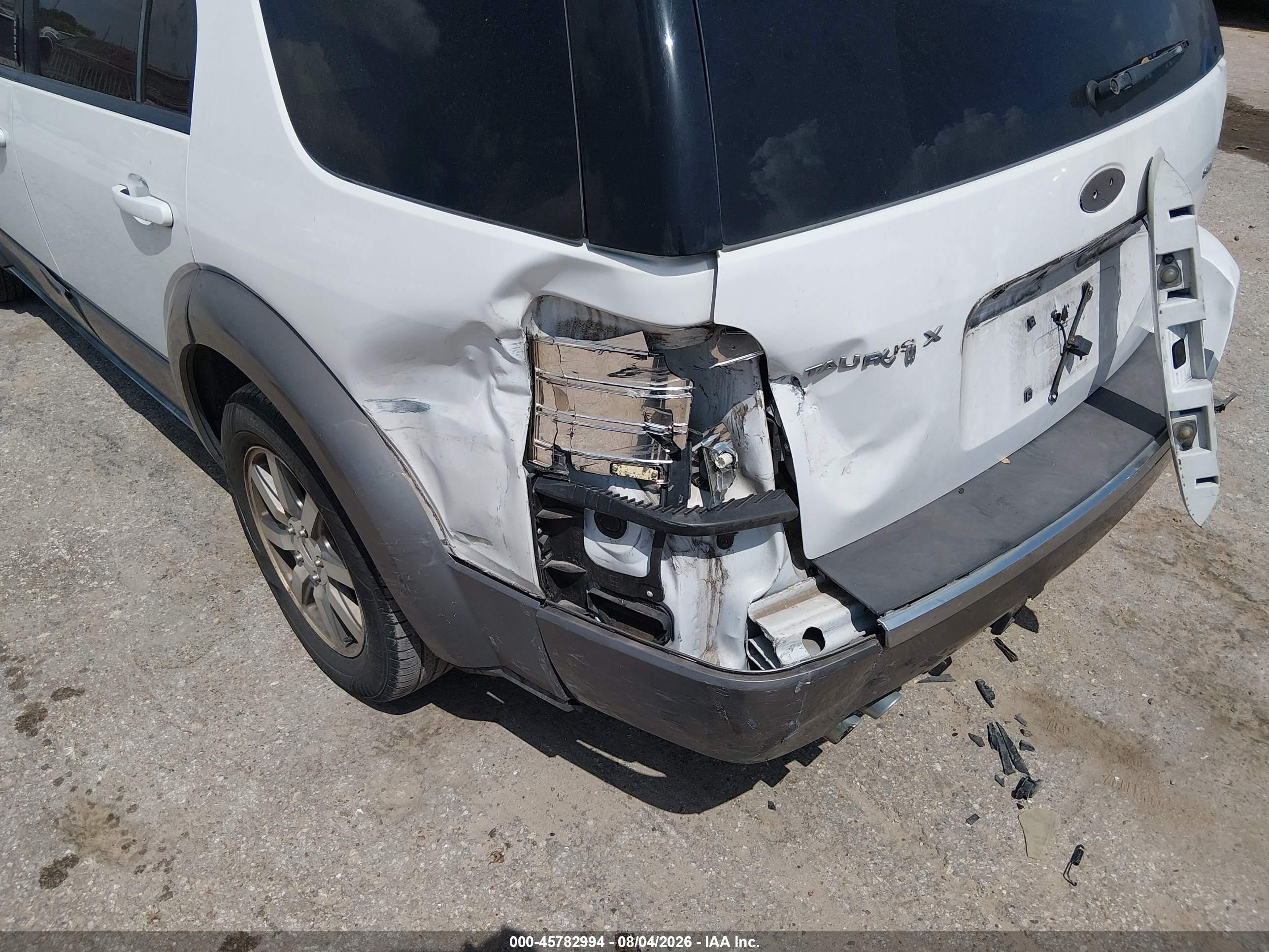 2008 Ford Taurus X Sel White vin: 1FMDK02W08GA32300