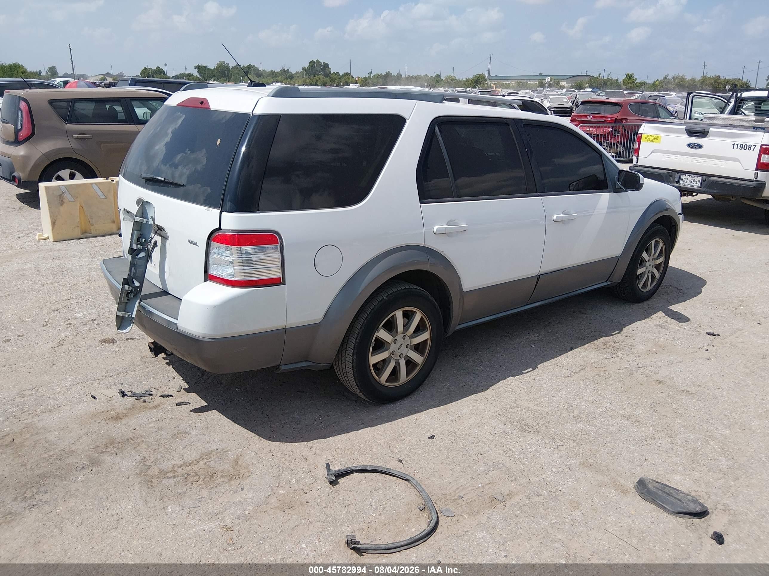 2008 Ford Taurus X Sel White vin: 1FMDK02W08GA32300