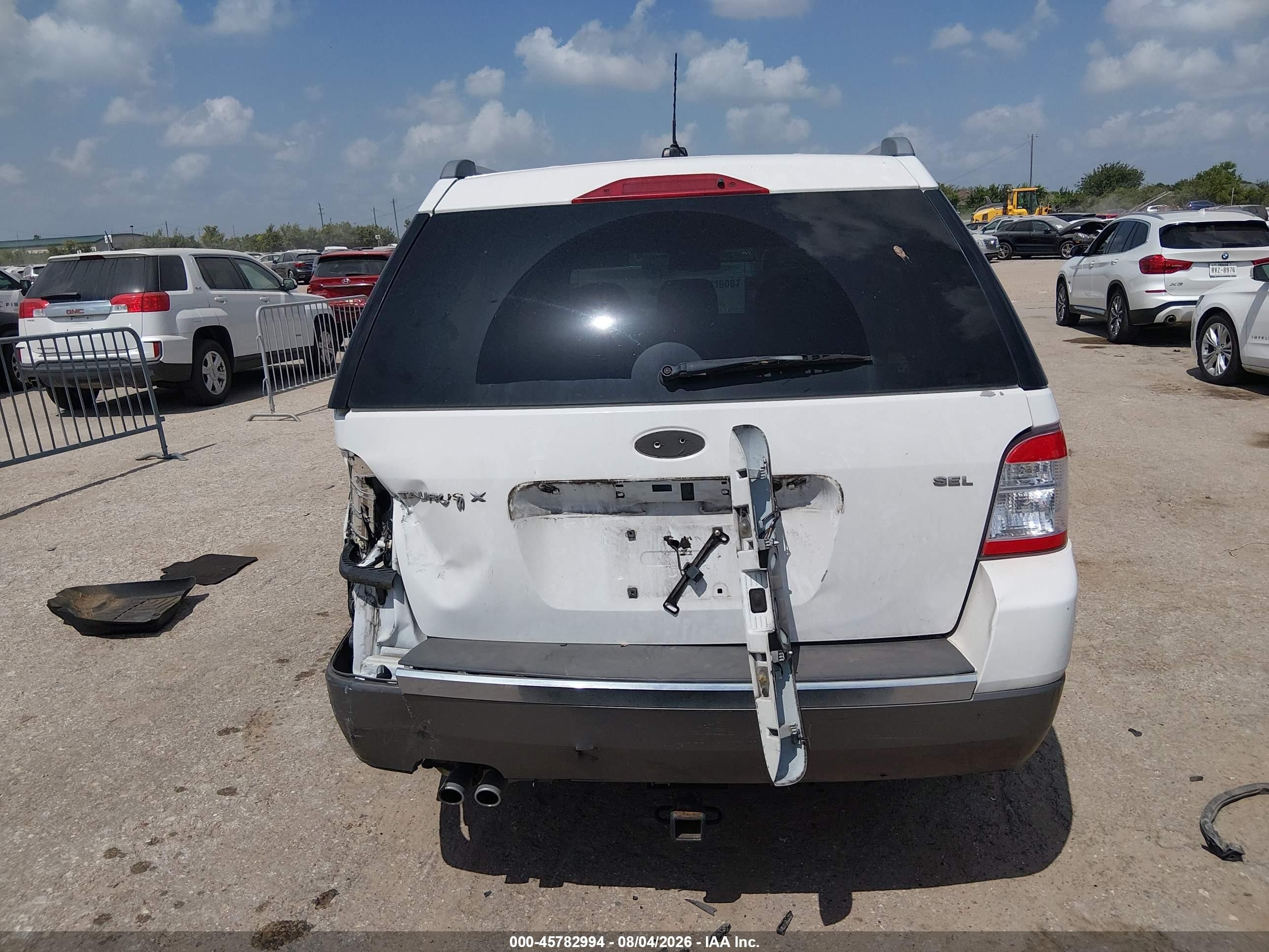 2008 Ford Taurus X Sel White vin: 1FMDK02W08GA32300