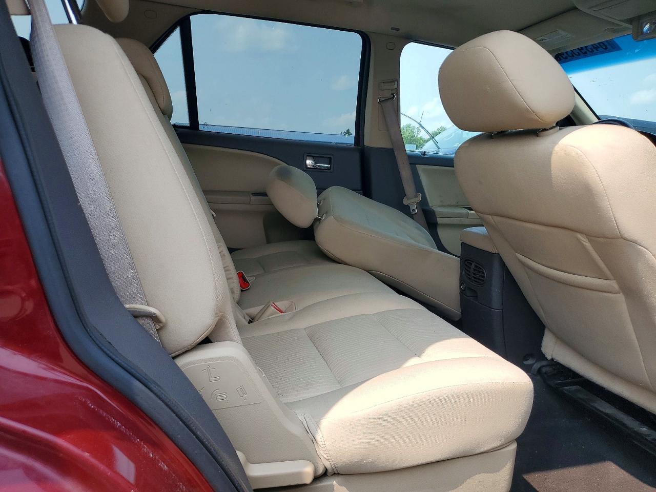 2008 Ford Taurus X Sel Red vin: 1FMDK02W08GA45824