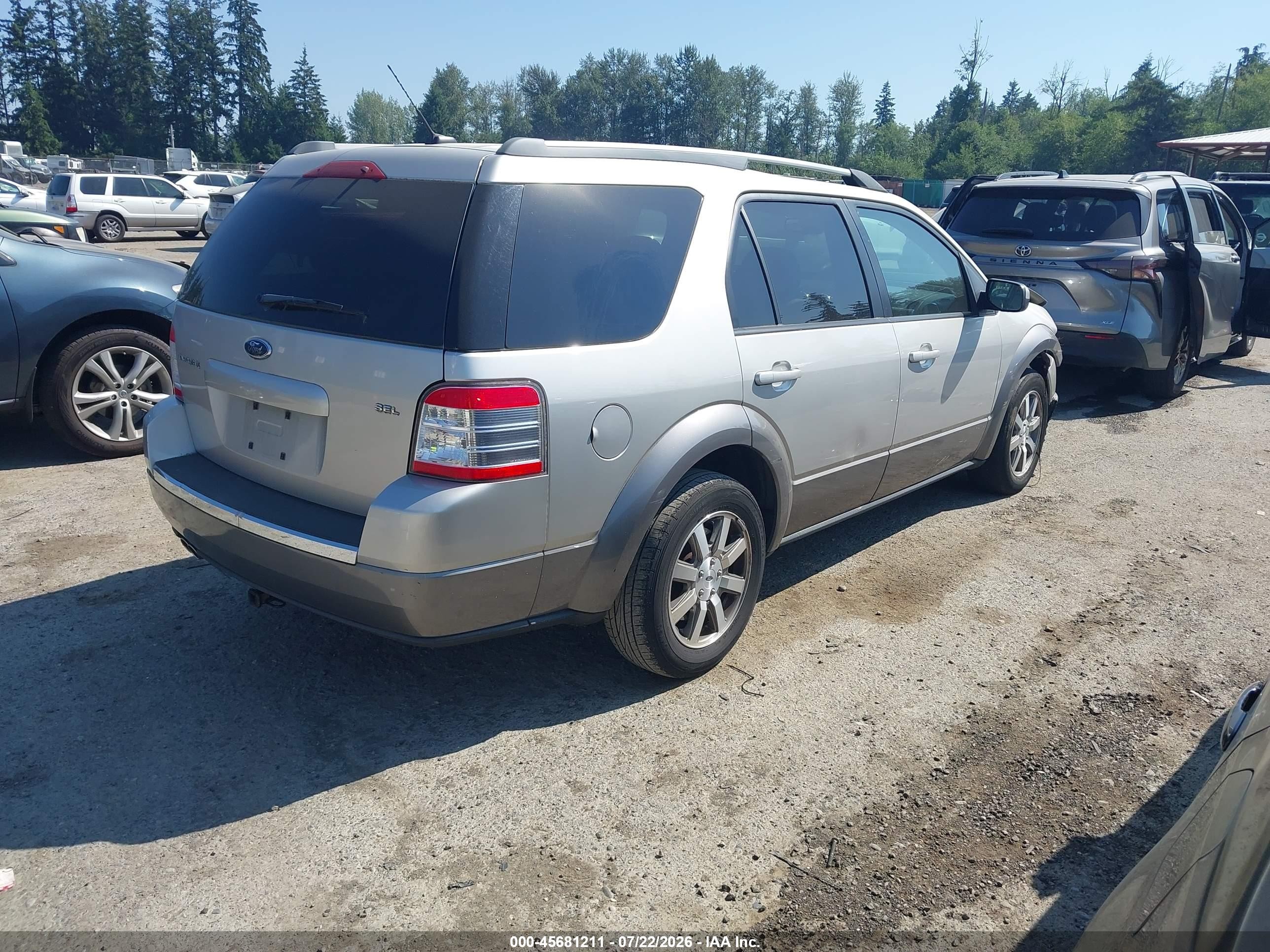 2008 Ford Taurus X Sel Золотой vin: 1FMDK02W18GA42222