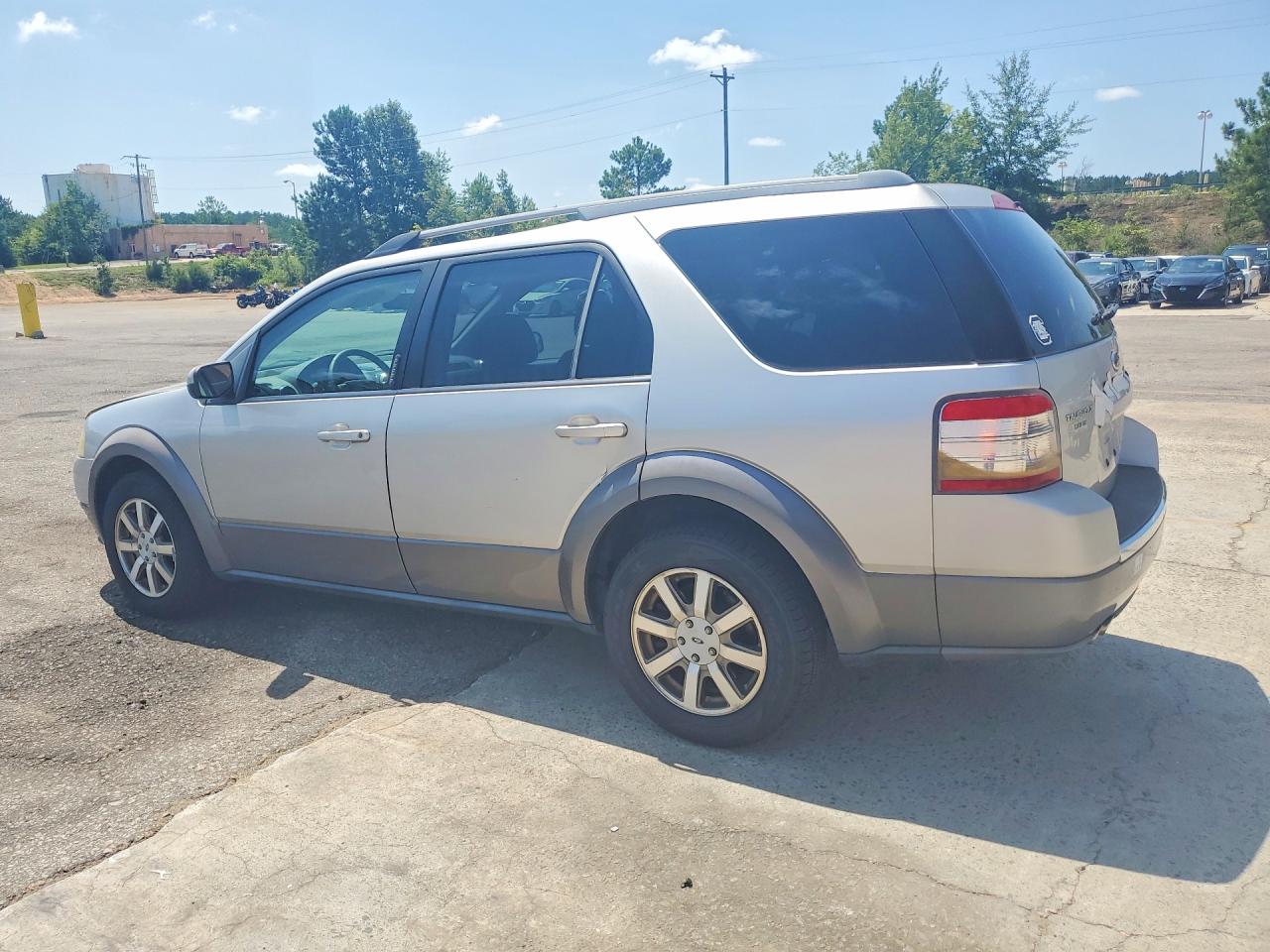 2008 Ford Taurus X Sel Cream vin: 1FMDK02W28GA33366