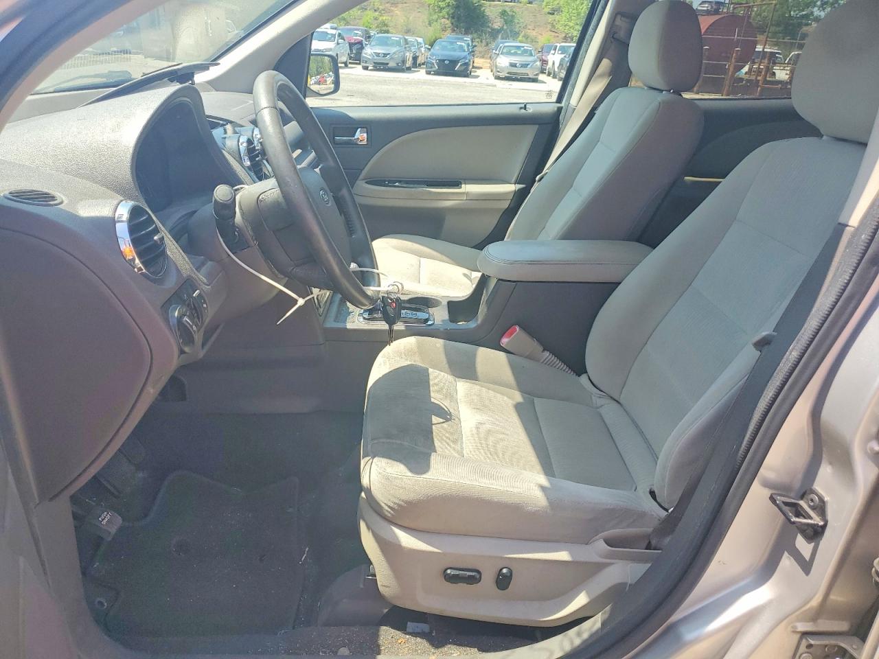 2008 Ford Taurus X Sel Cream vin: 1FMDK02W28GA33366